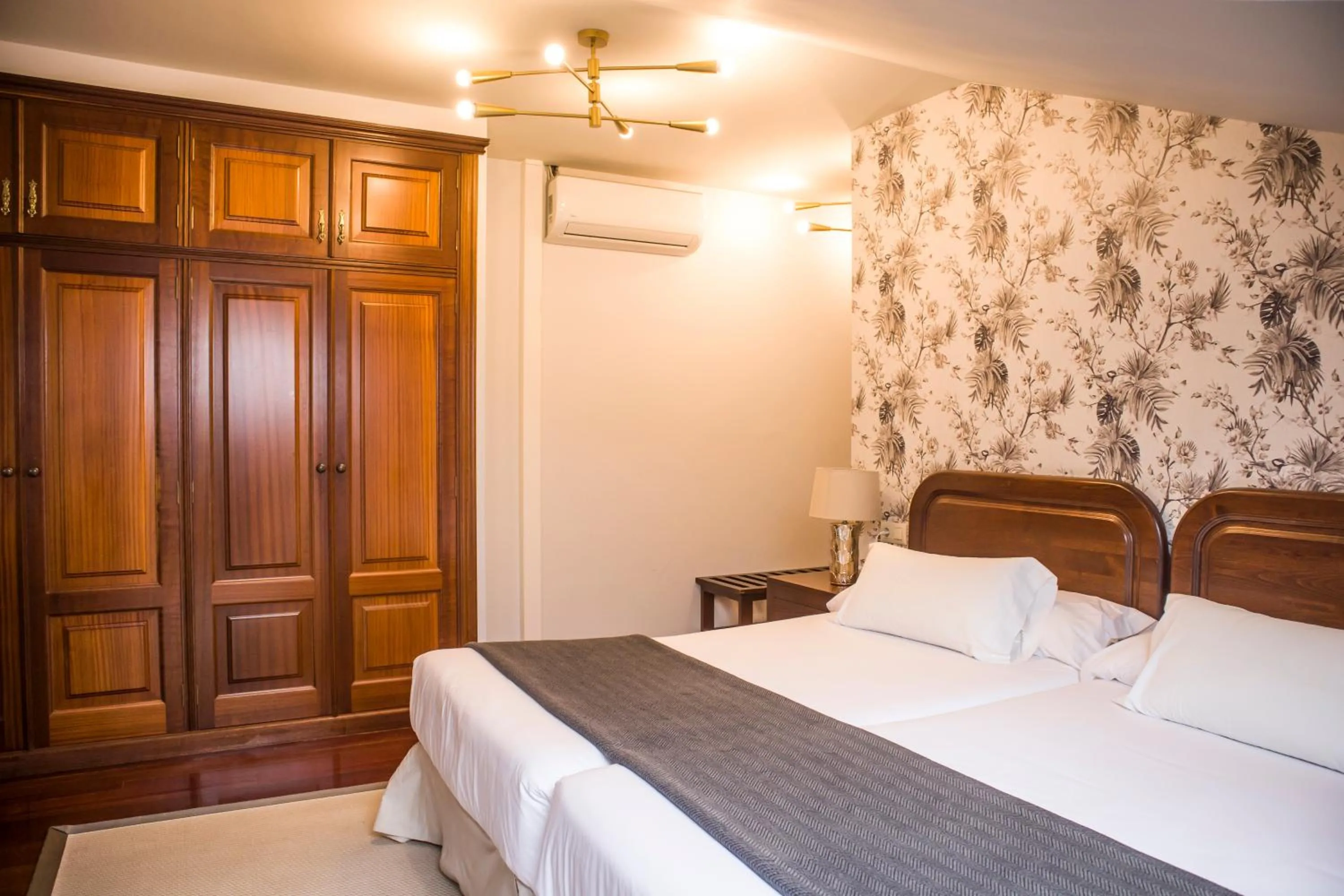 Twin Room in Hotel A Casa Do Rio