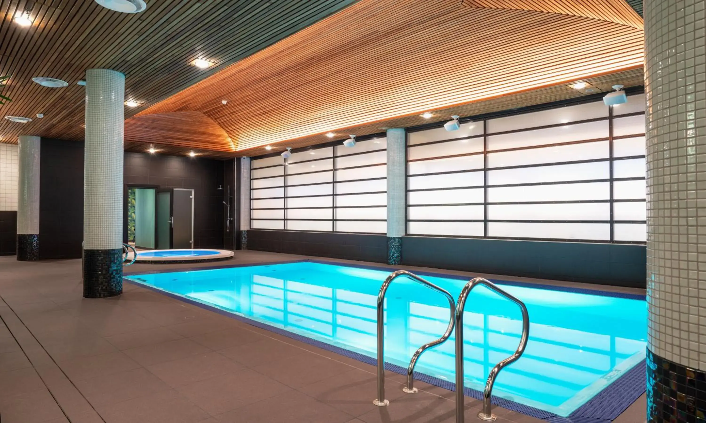 Swimming pool in Thon Hotel Arena Swimming pool in Thon Hotel Arena