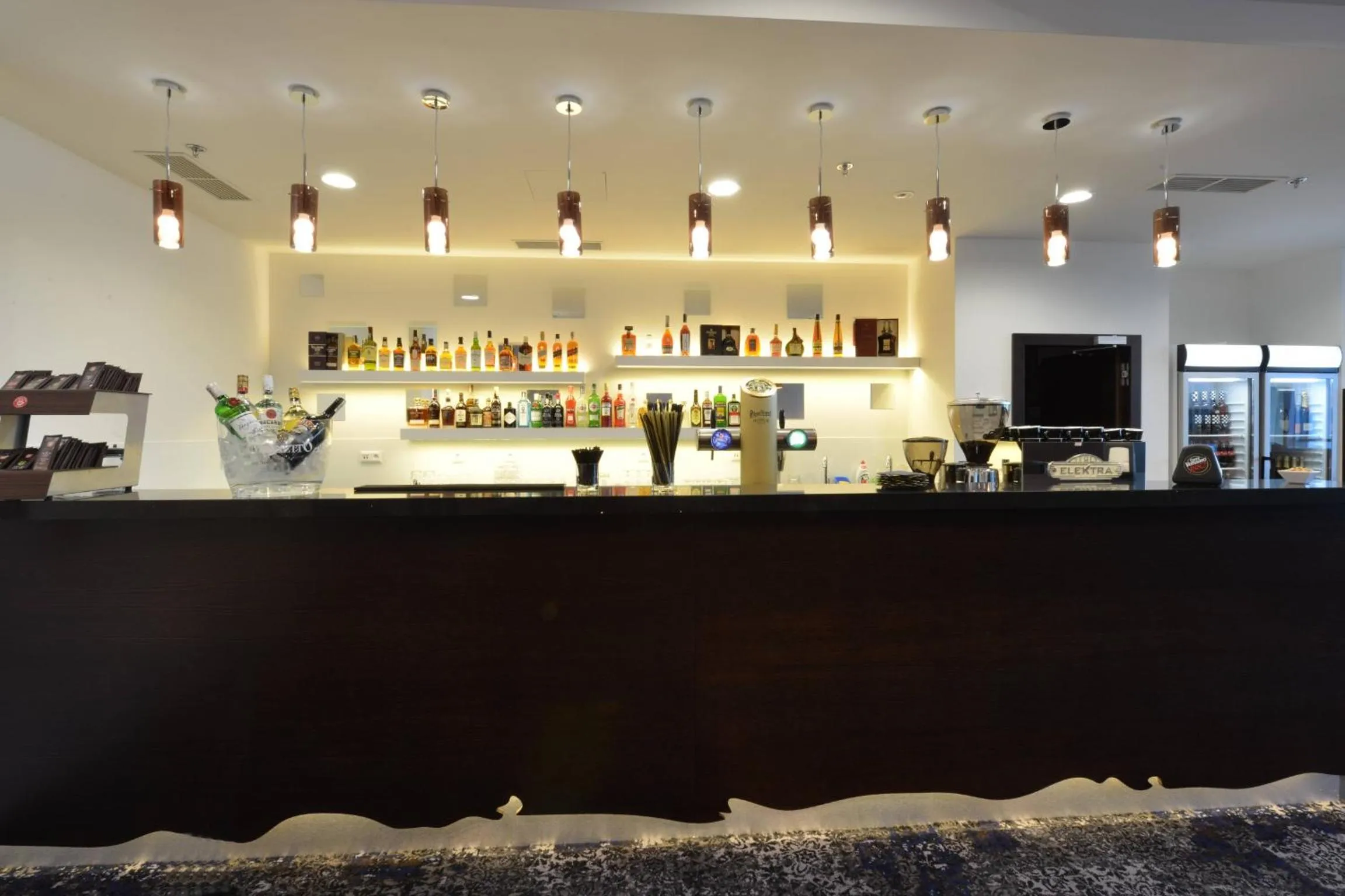 Lounge or bar in Grid Hotel