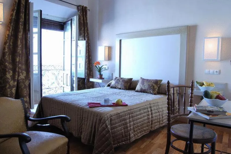 Photo of the whole room, Bed in Hotel Rural Casa Grande Almagro