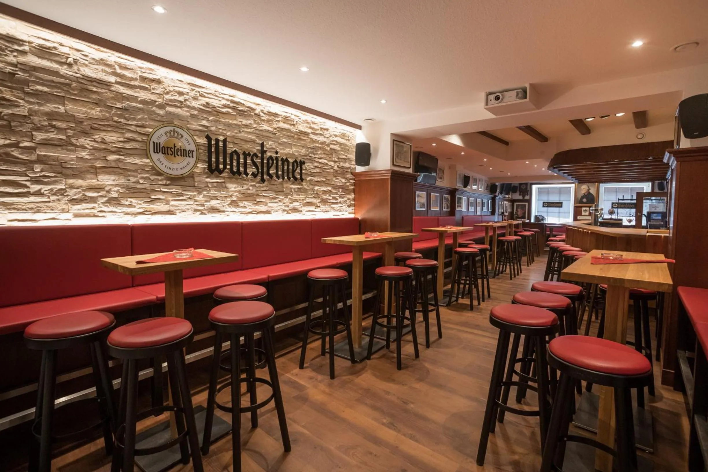 Restaurant/places to eat in Hotel Willinger Mitte