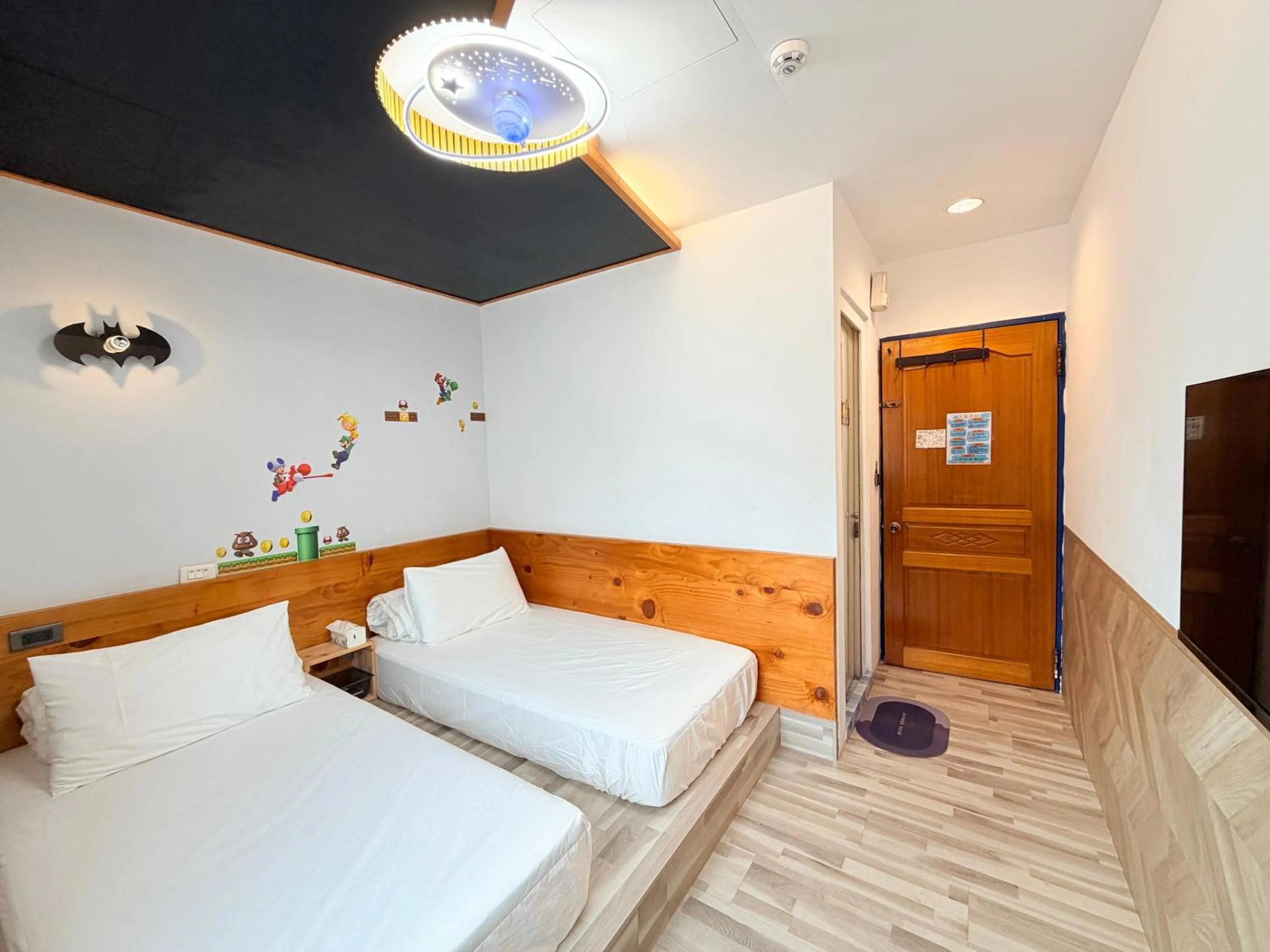 Restaurant/places to eat, Bed in Stay Hotel