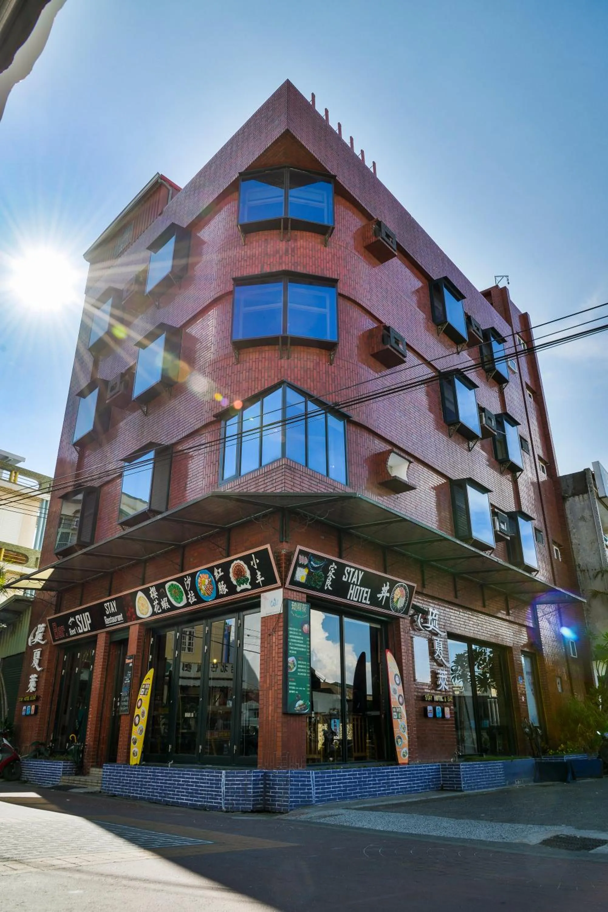 Facade/entrance in Stay Hotel