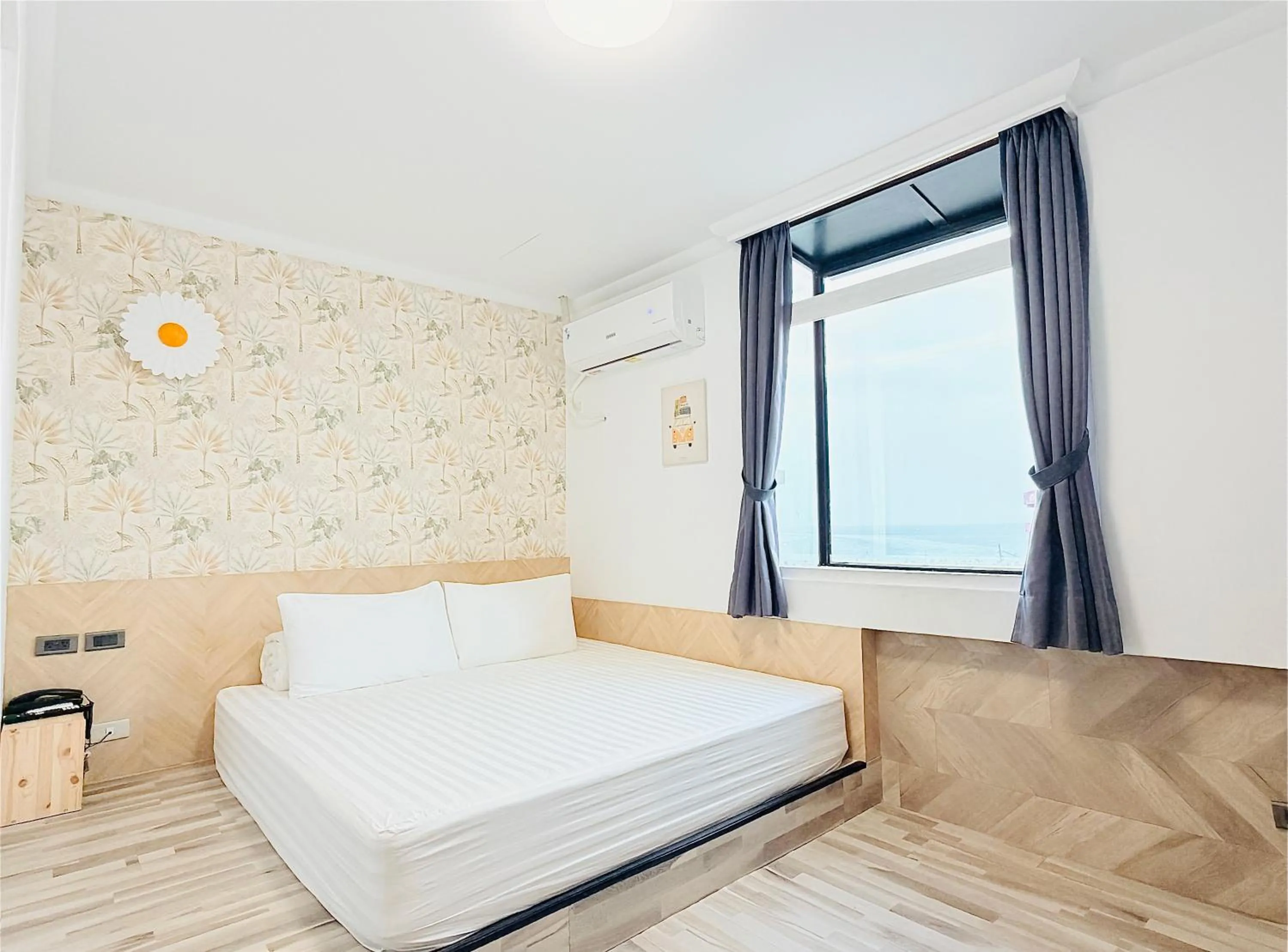 Restaurant/places to eat, Bed in Stay Hotel