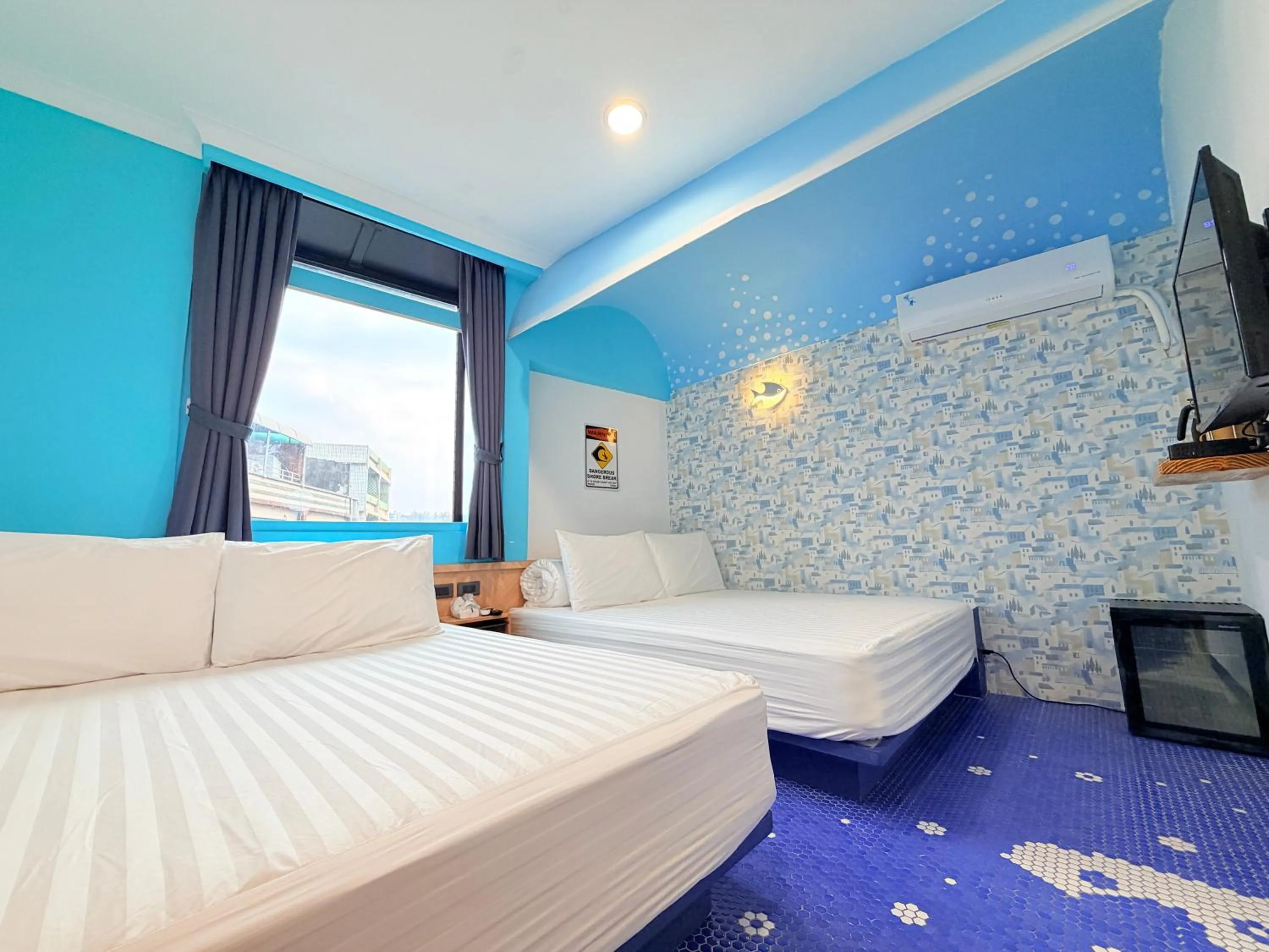 Restaurant/places to eat, Bed in Stay Hotel