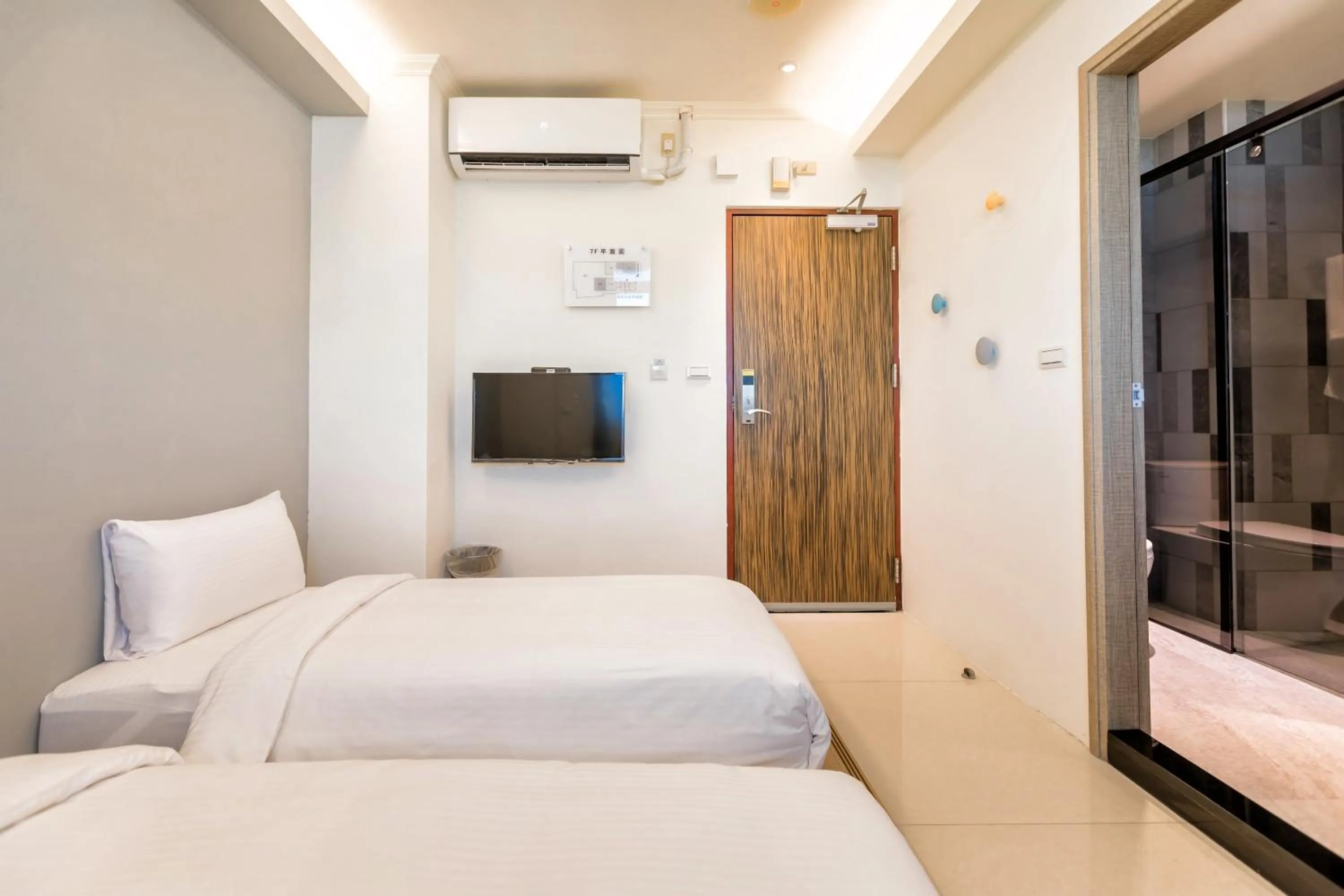 Bedroom, Bed in Zhudeng 1965 Hotel