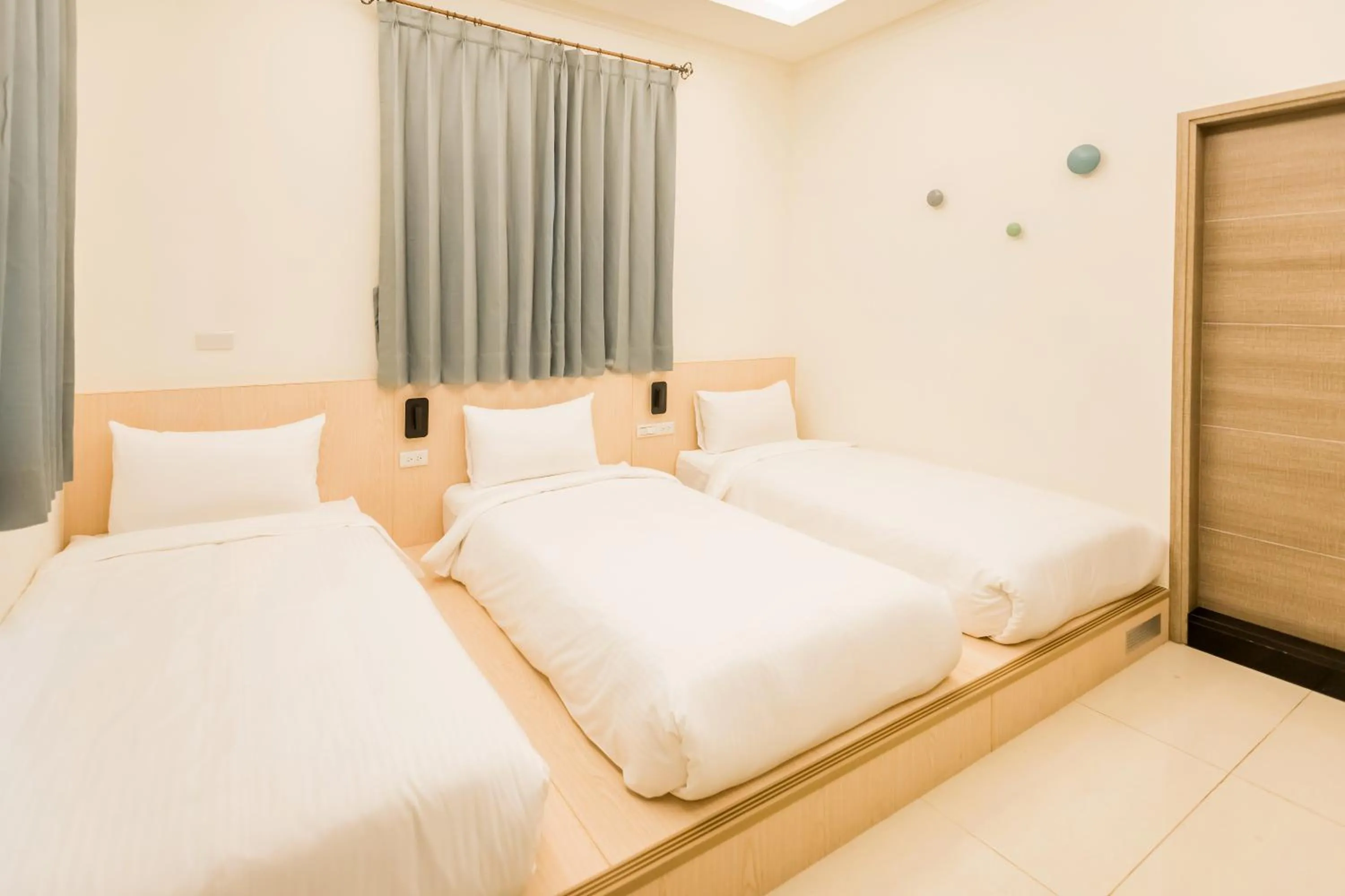 Bedroom, Bed in Zhudeng 1965 Hotel