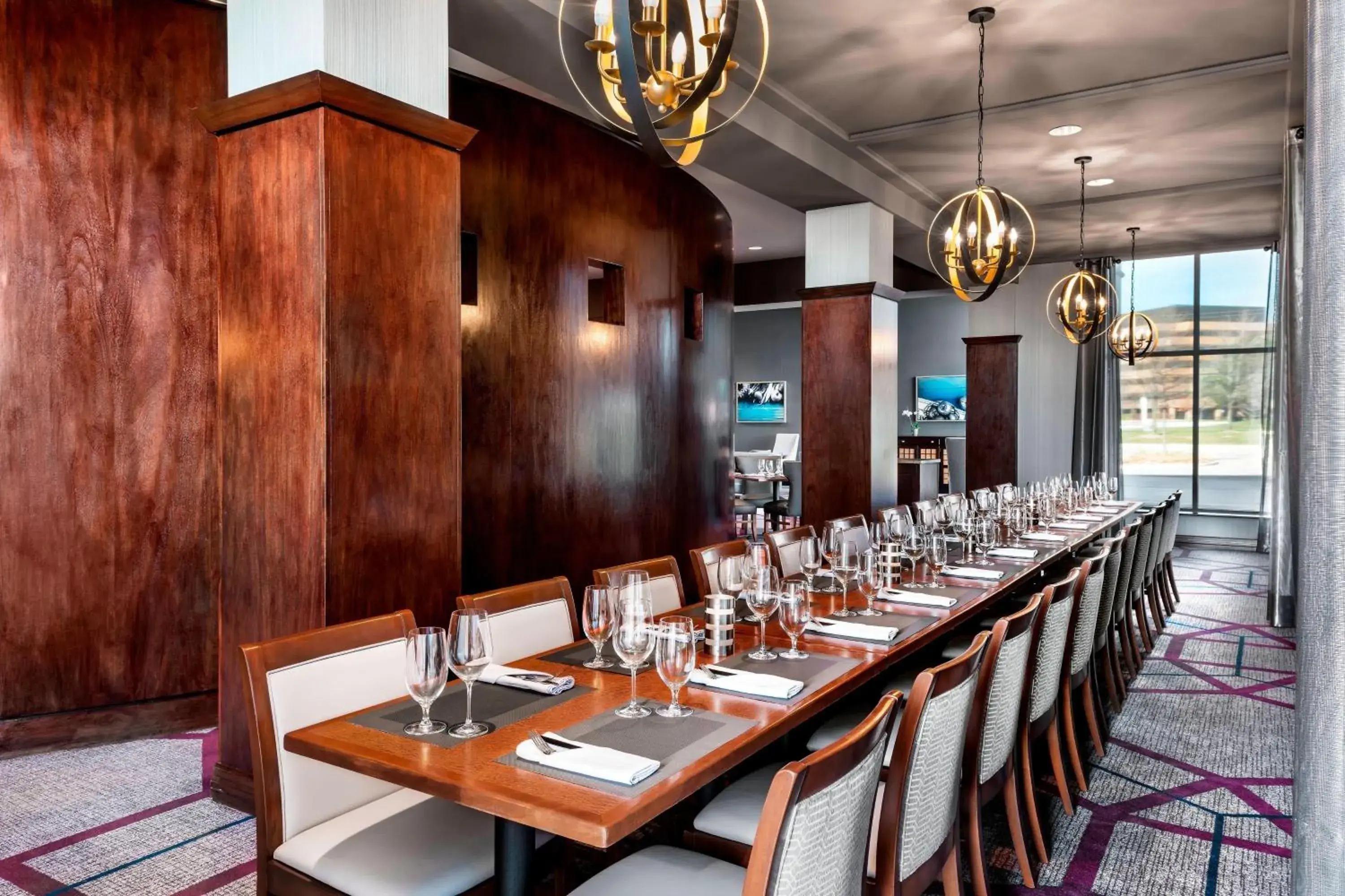 Restaurant/places to eat in Sheraton Toronto Airport Hotel & Conference Centre Restaurant/places to eat in Sheraton Toronto Airport Hotel & Conference Centre