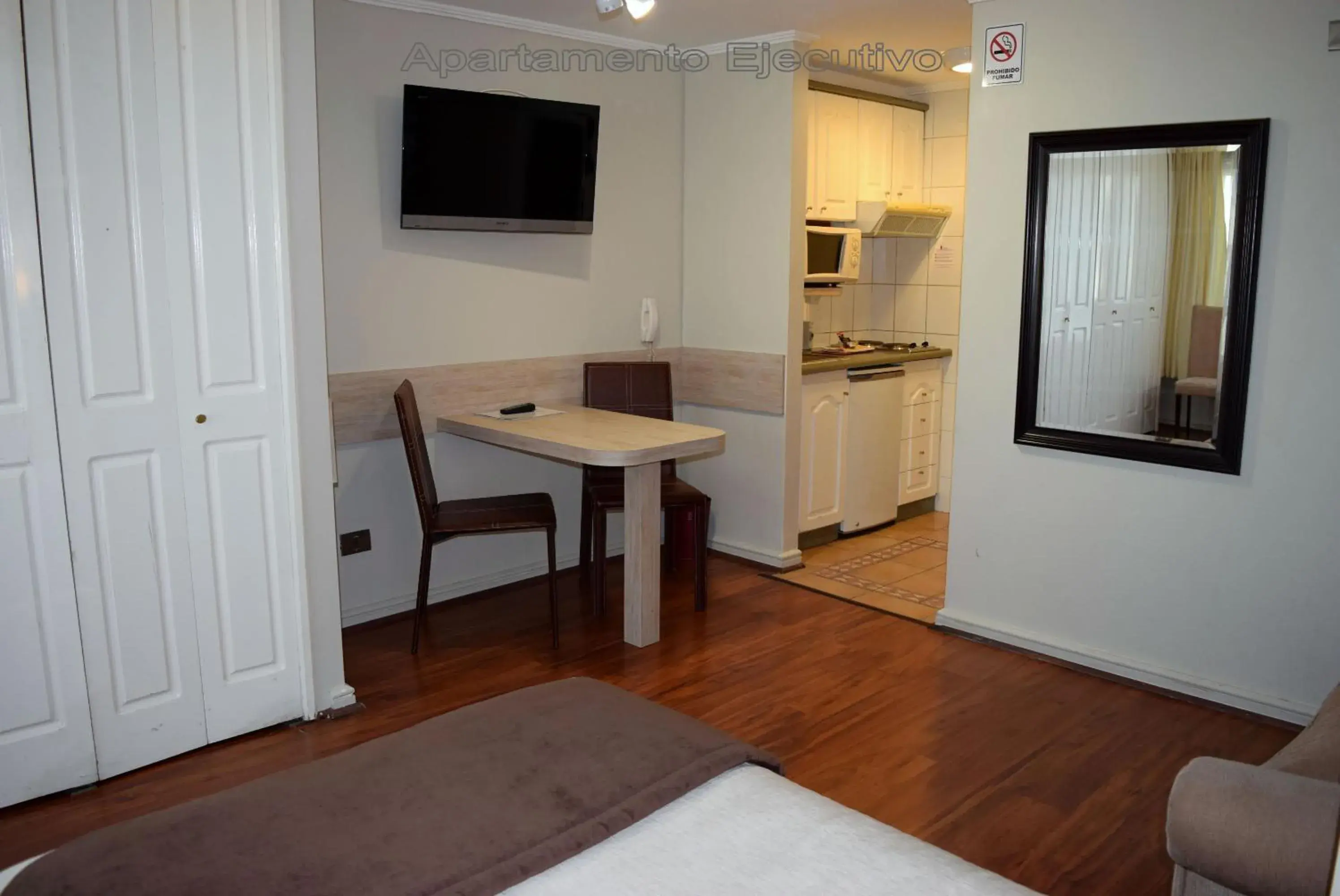 Photo of the whole room in Apart Hotel Cambiaso Photo of the whole room in Apart Hotel Cambiaso