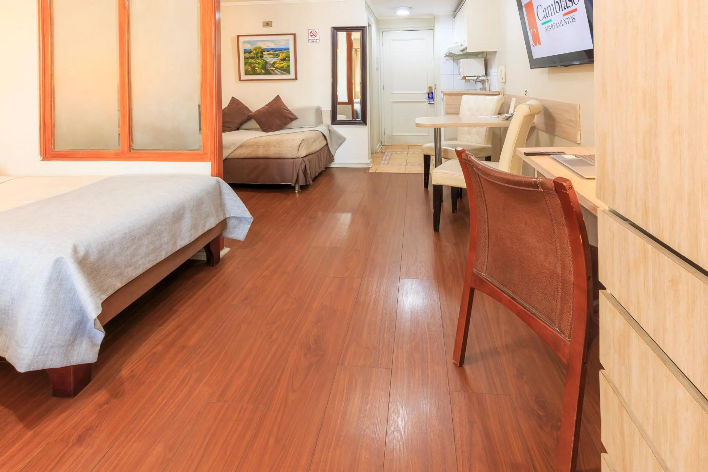 Photo of the whole room, Bed in Apart Hotel Cambiaso