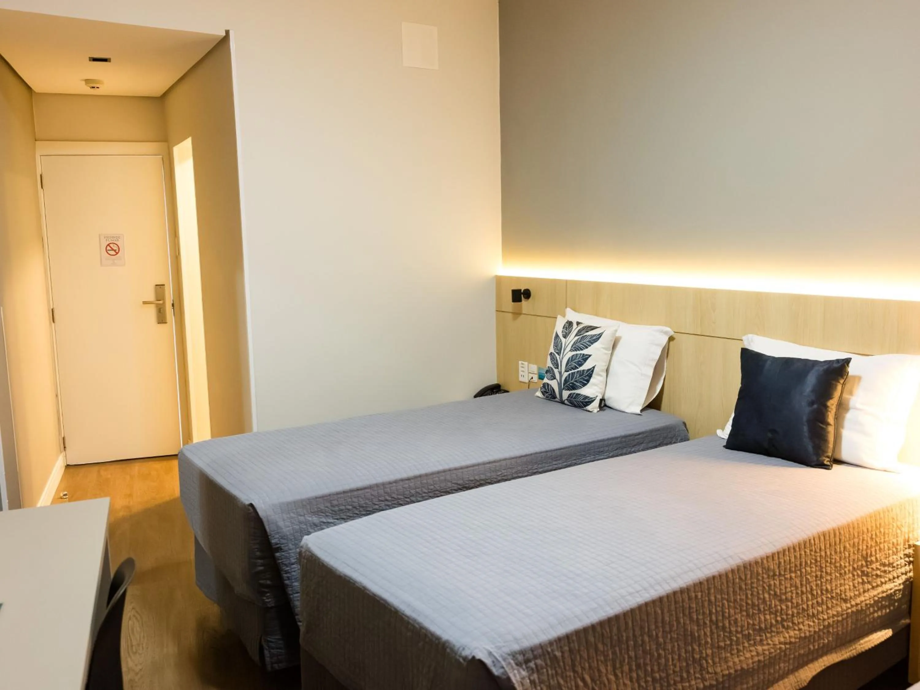 Bed in Marambaia Hotel e Convenções