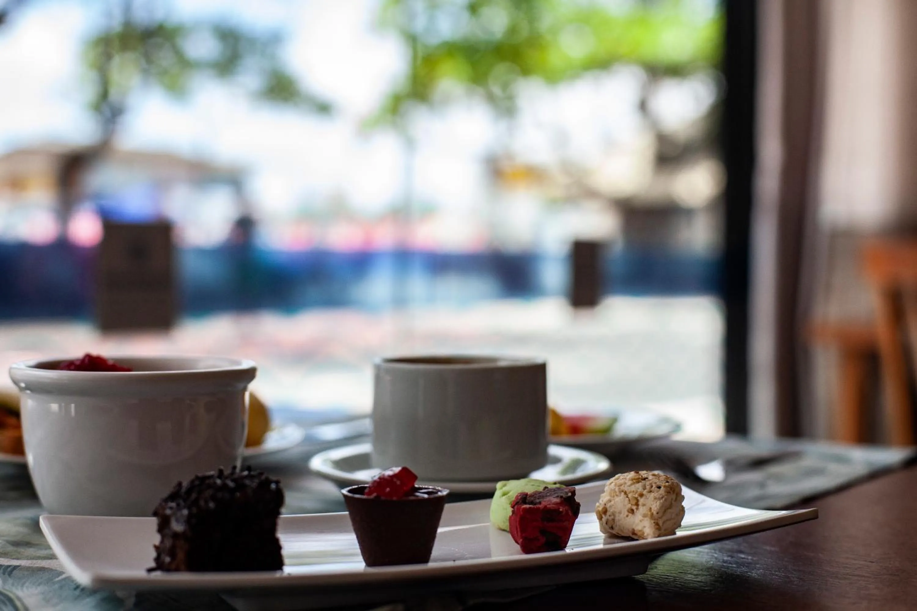 Restaurant/places to eat in Marambaia Hotel e Convenções