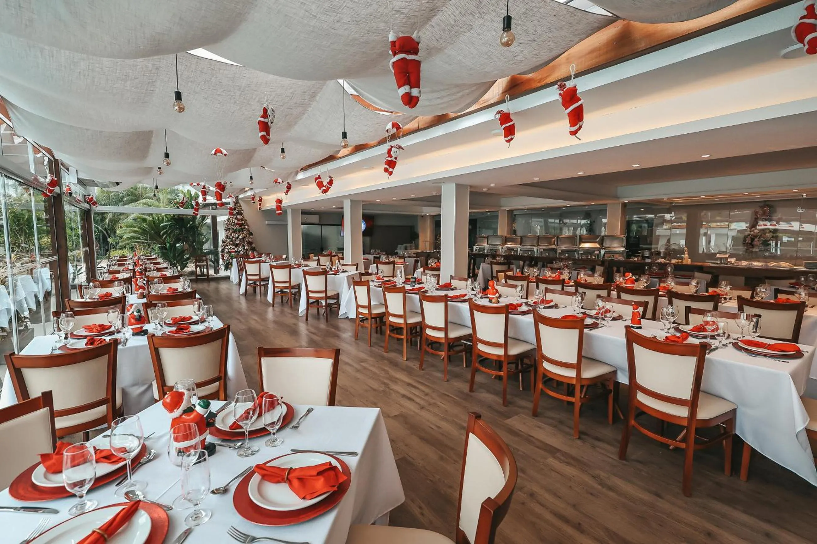 Restaurant/places to eat in Marambaia Hotel e Convenções