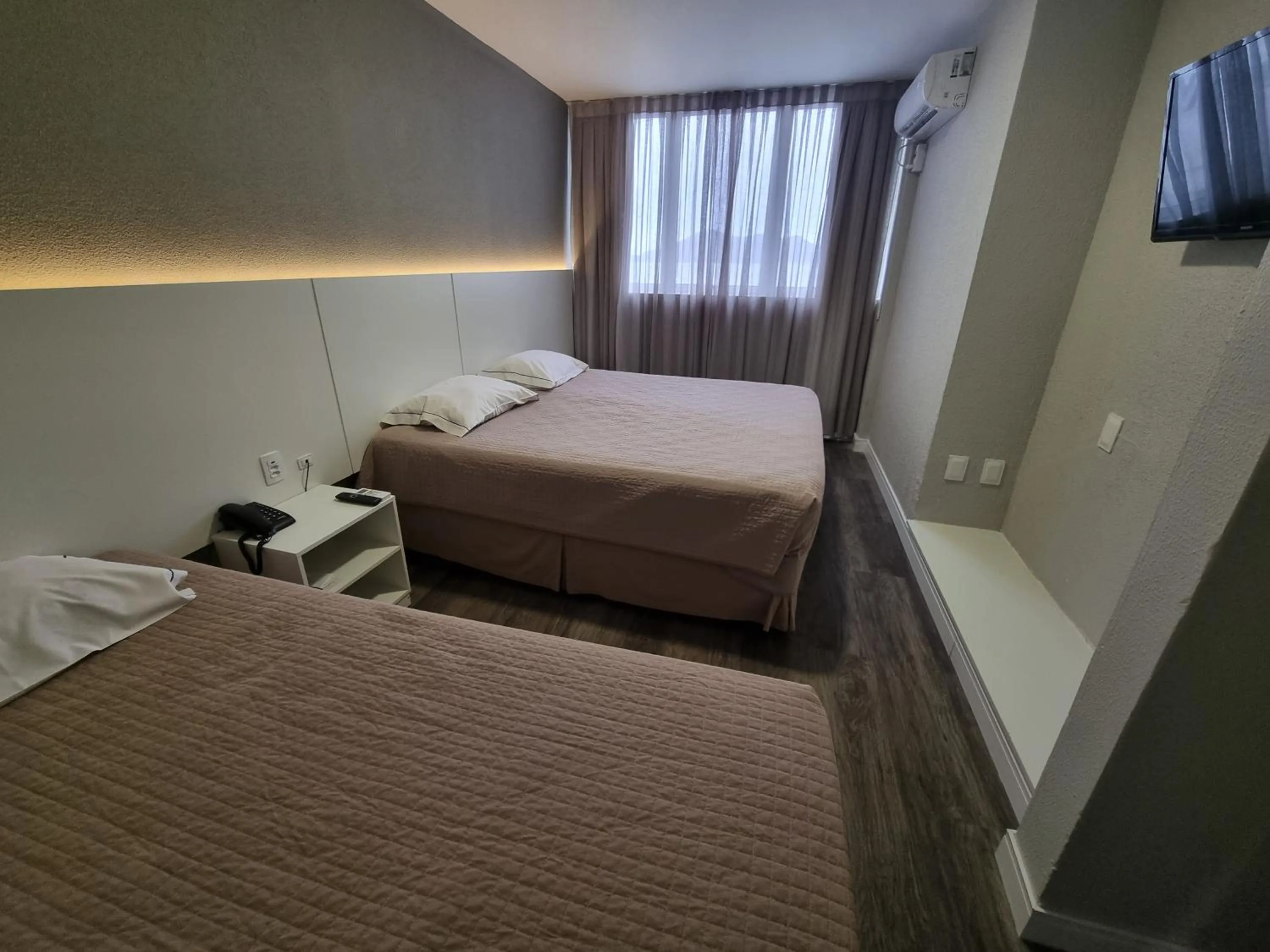 Bed in Marambaia Hotel e Convenções