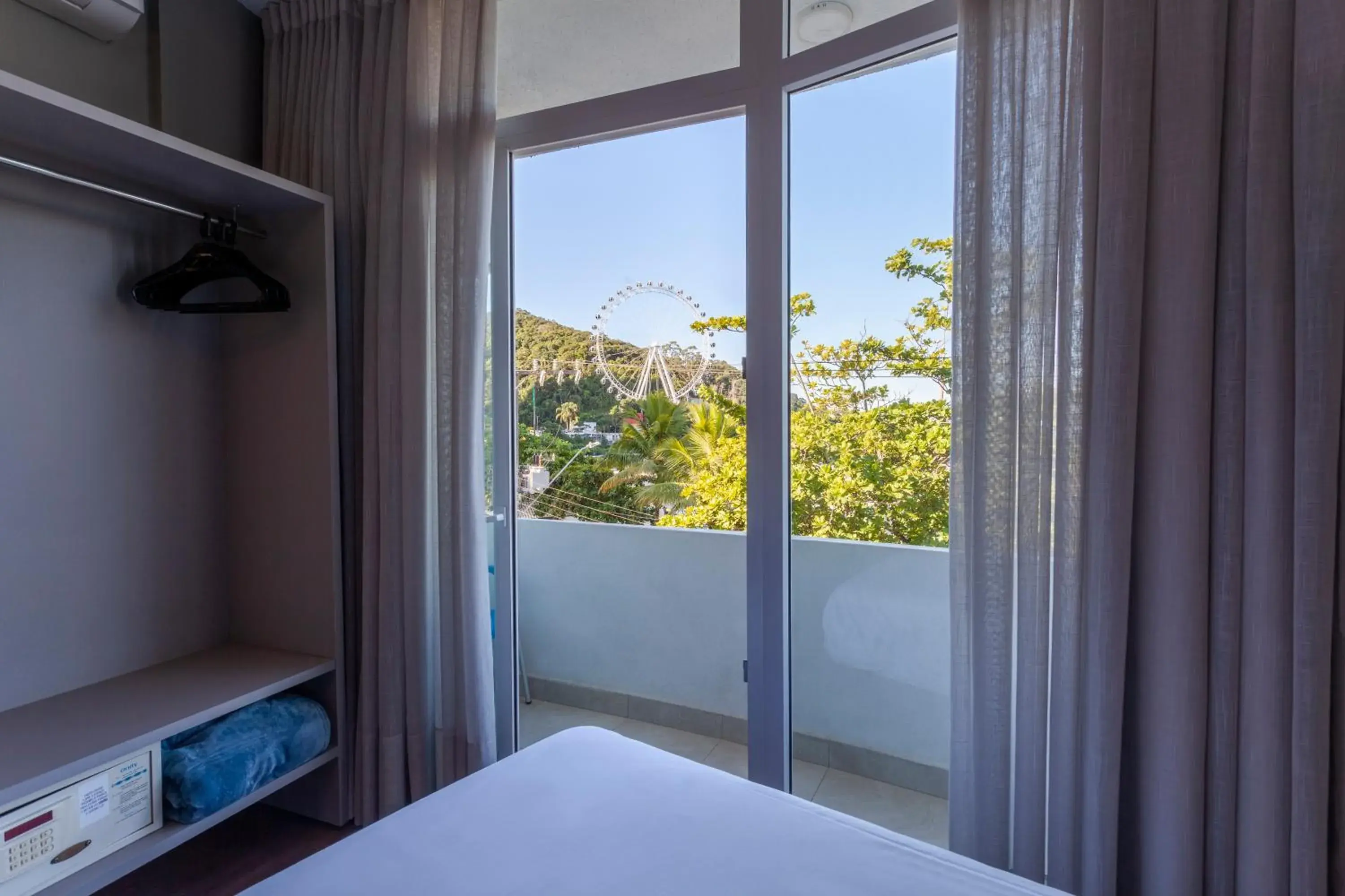 View (from property/room), Bed in Marambaia Hotel e Convenções View (from property/room), Bed in Marambaia Hotel e Convenções