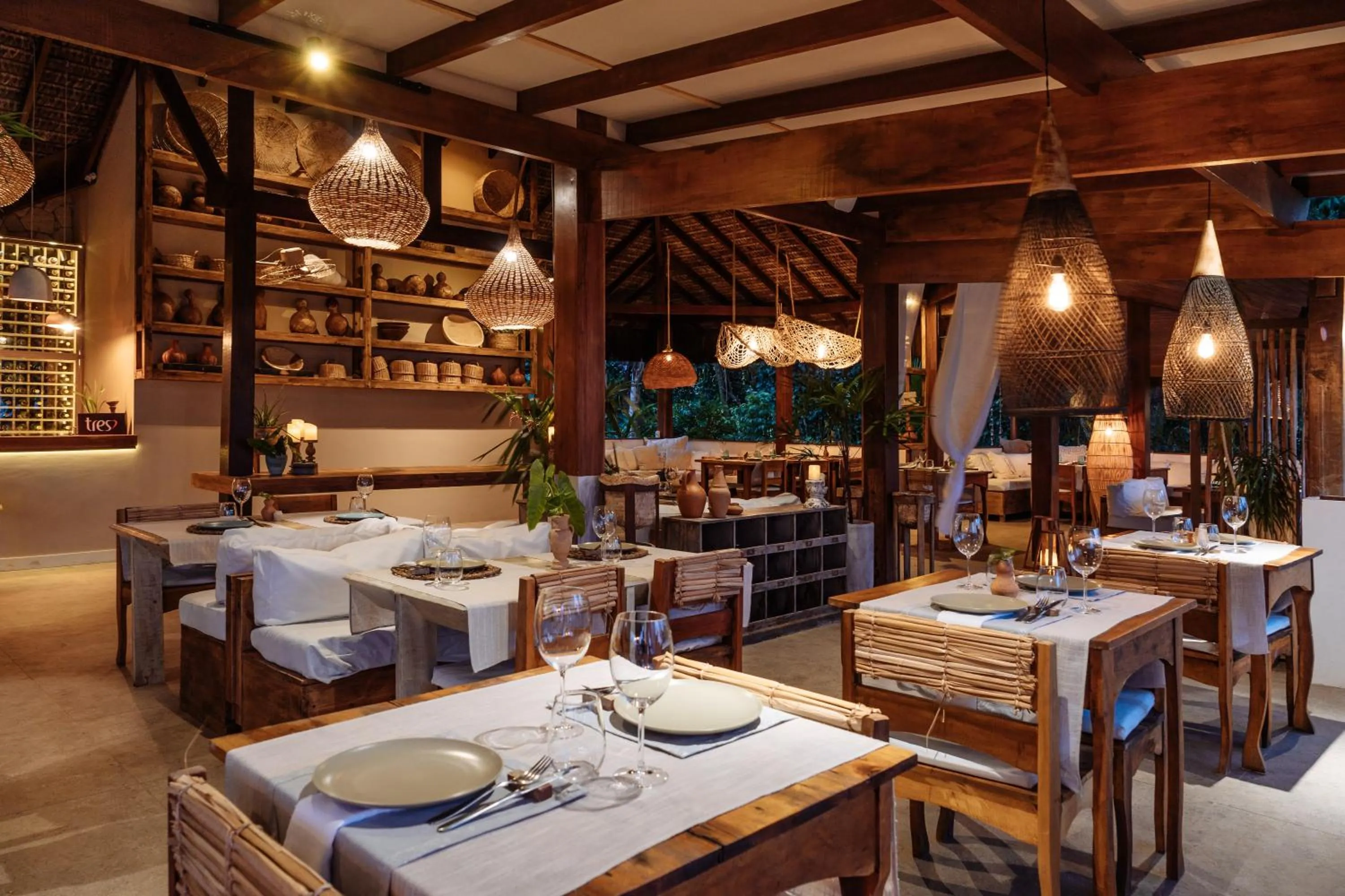 Restaurant/places to eat in Vila Dos Orixás Boutique Hotel