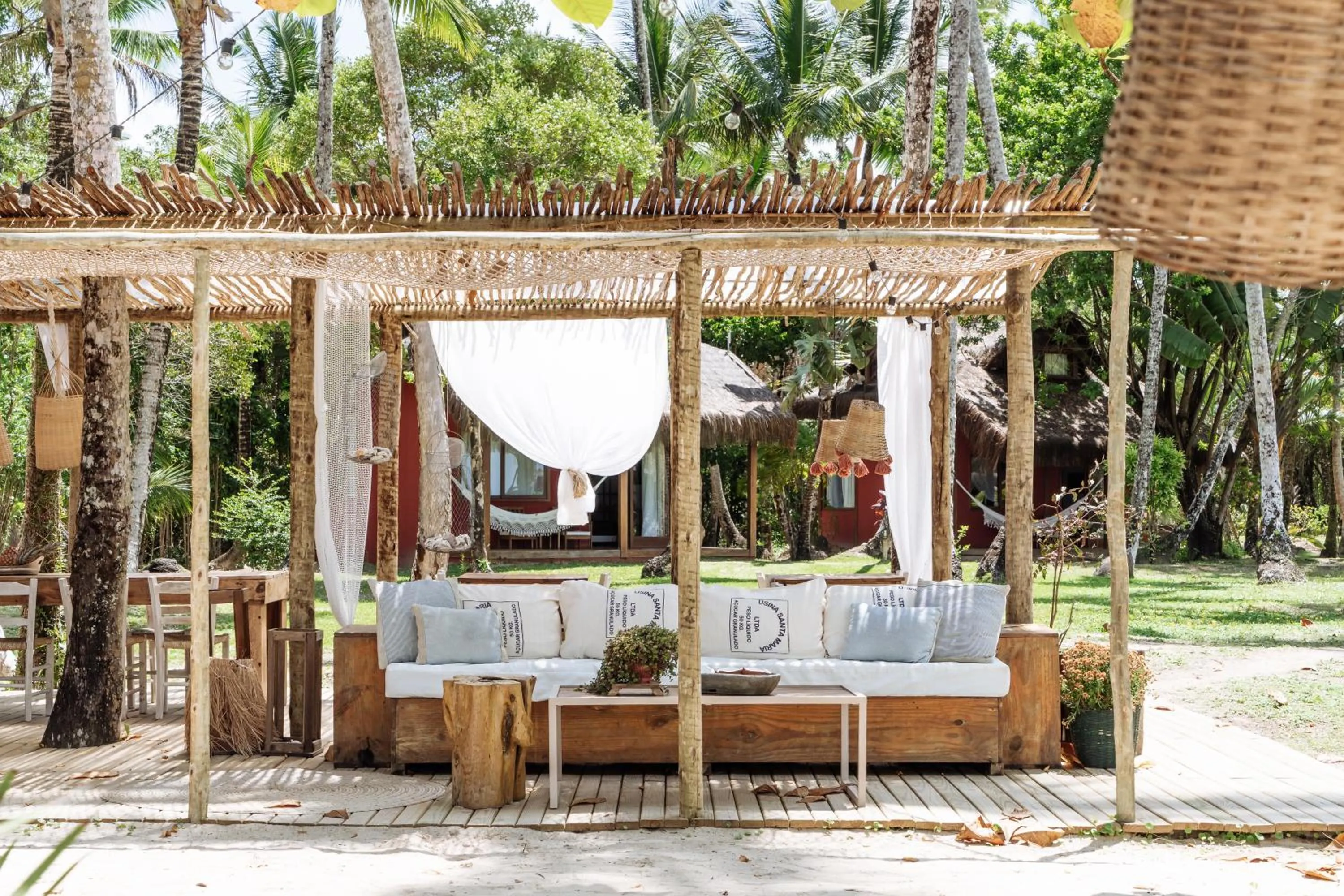 Restaurant/places to eat in Vila Dos Orixás Boutique Hotel