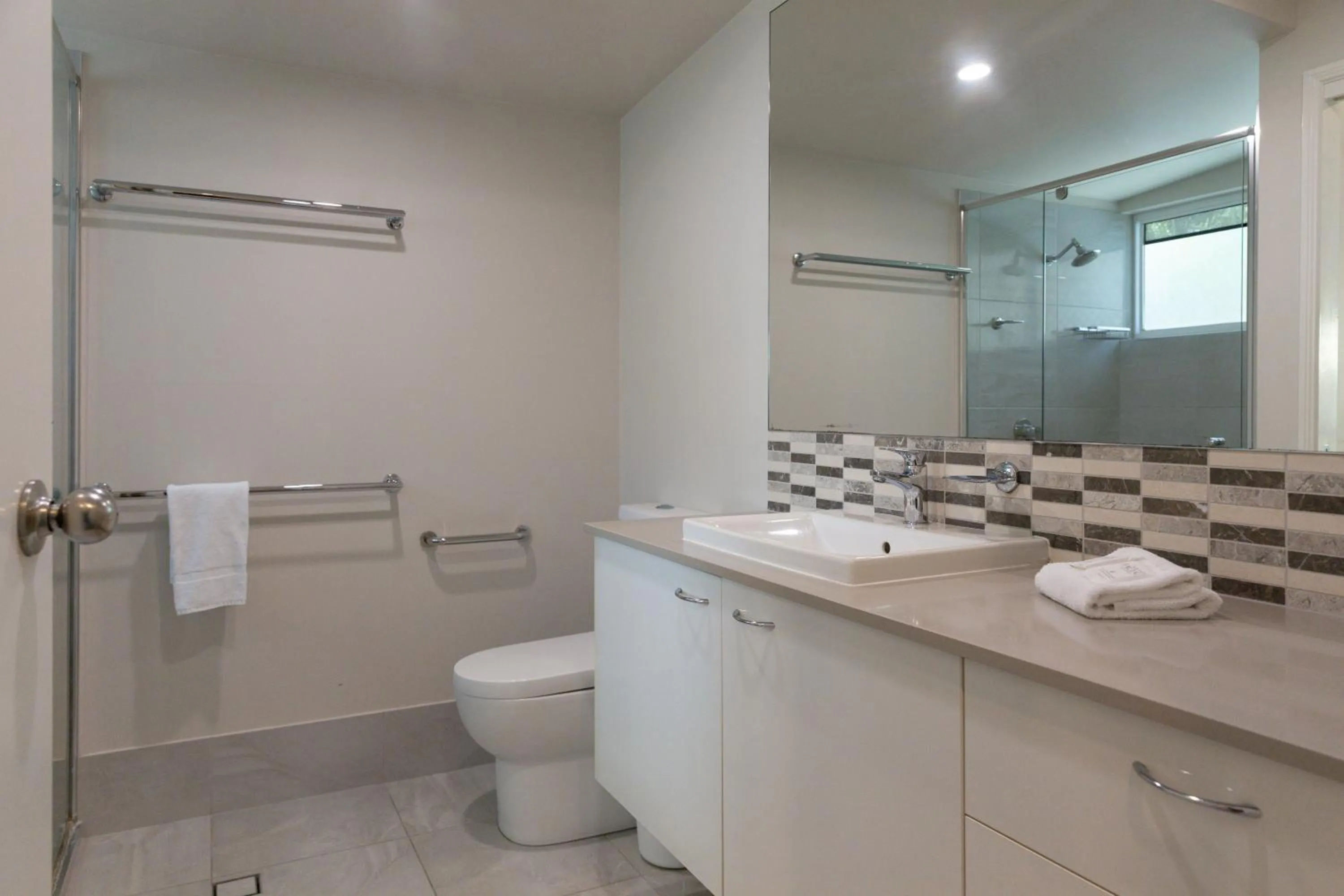 Coral Beach Noosa Resort