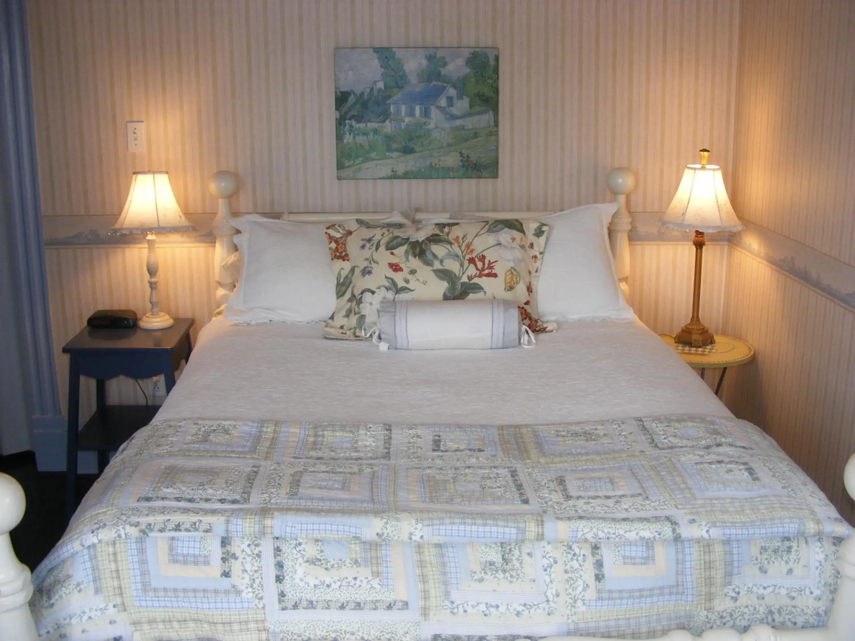 Rothesay House Heritage Inn B&B Rothesay House Heritage Inn B&B