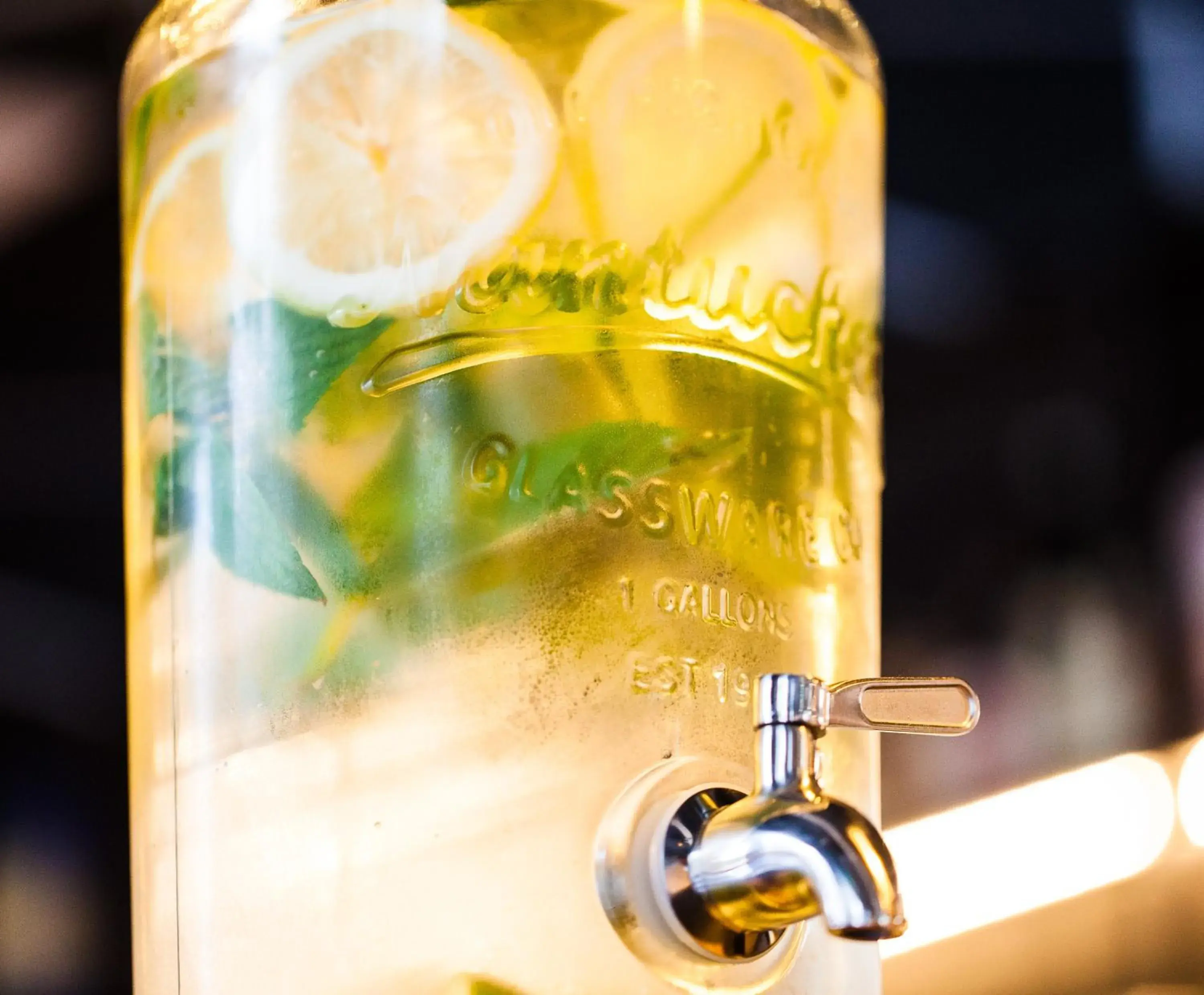 Breakfast in One Suite Hotel Breakfast in One Suite Hotel