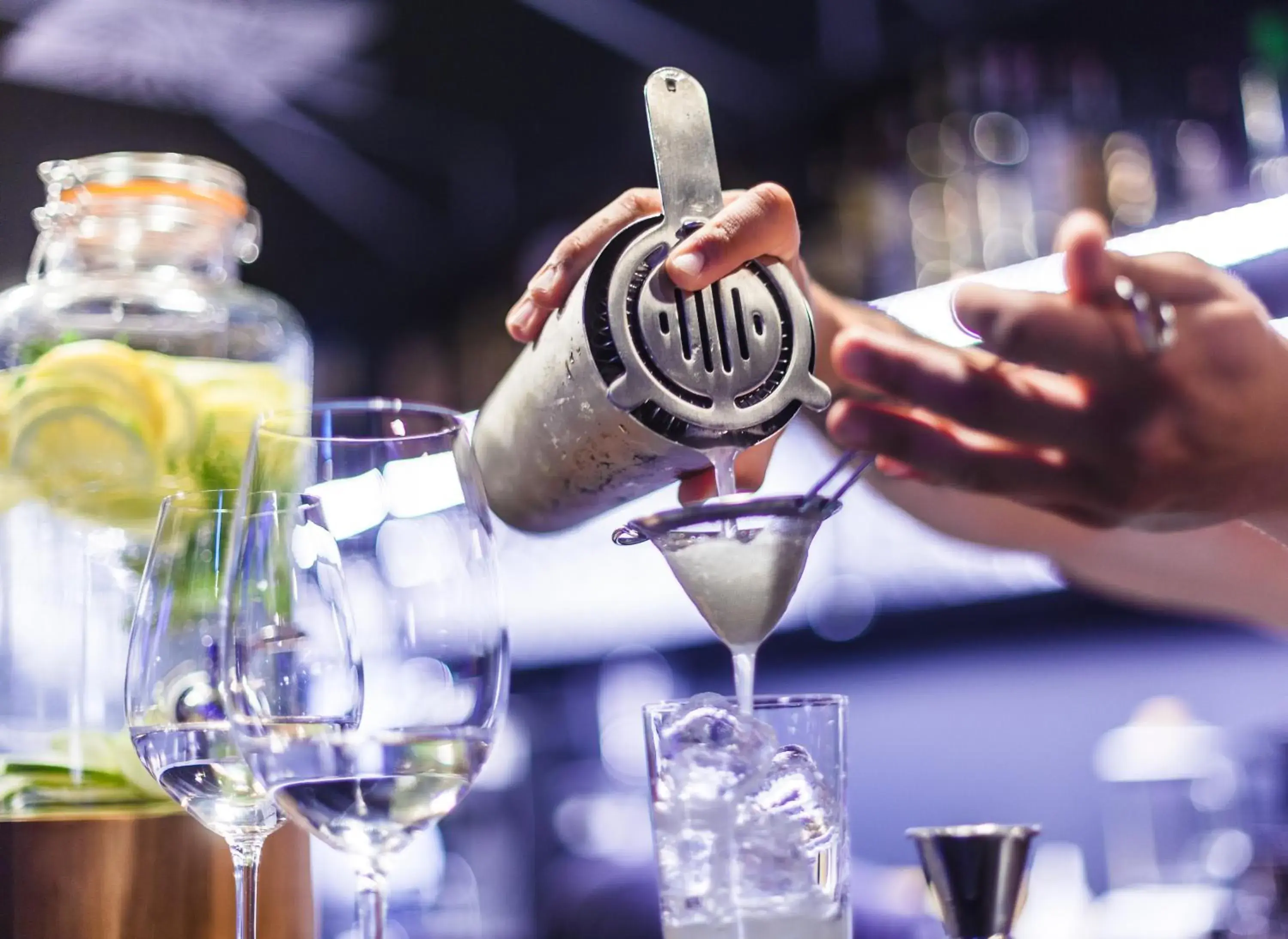 Lounge or bar in One Suite Hotel Lounge or bar in One Suite Hotel