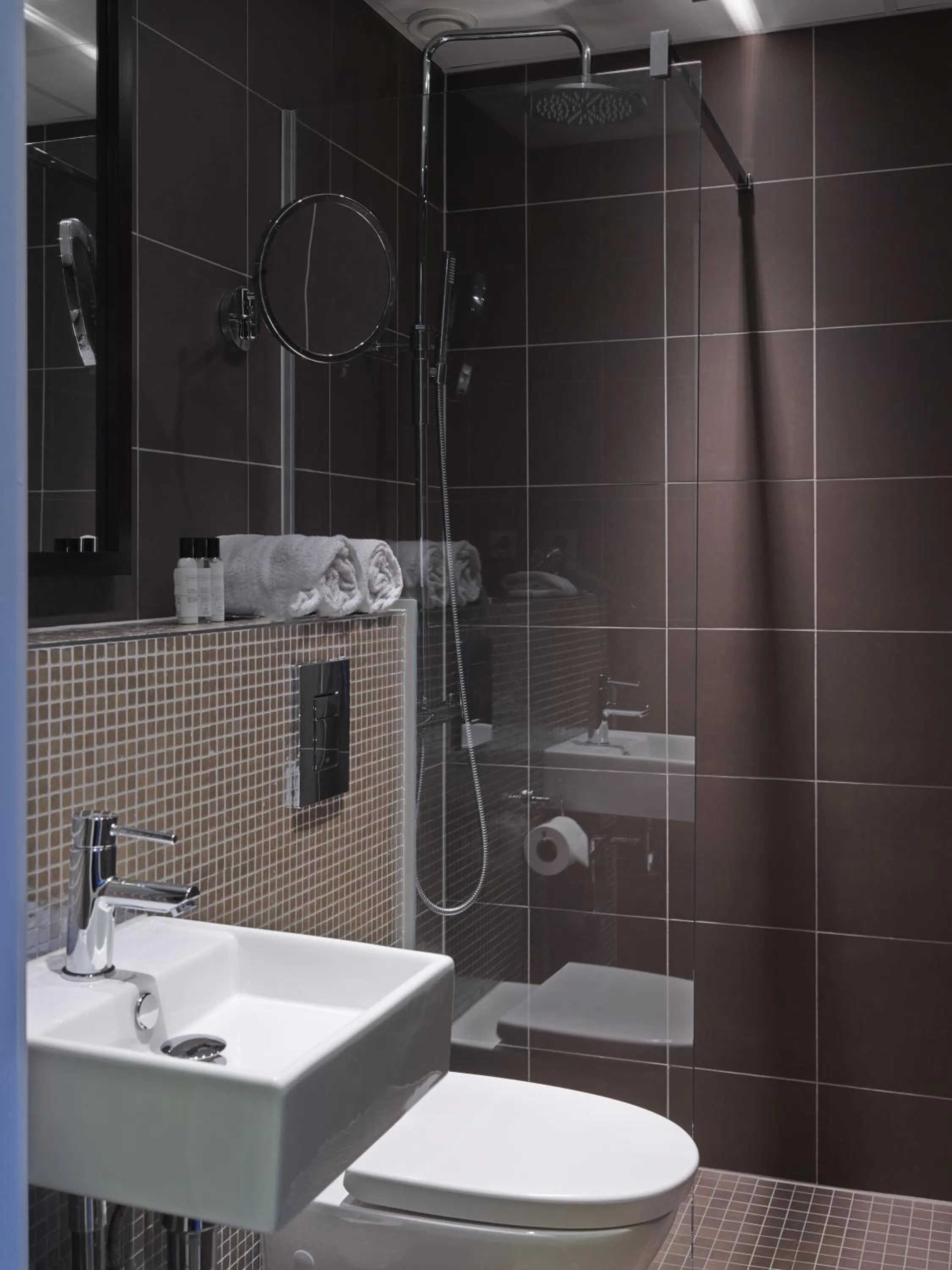 Bathroom in Tyrifjord Hotell