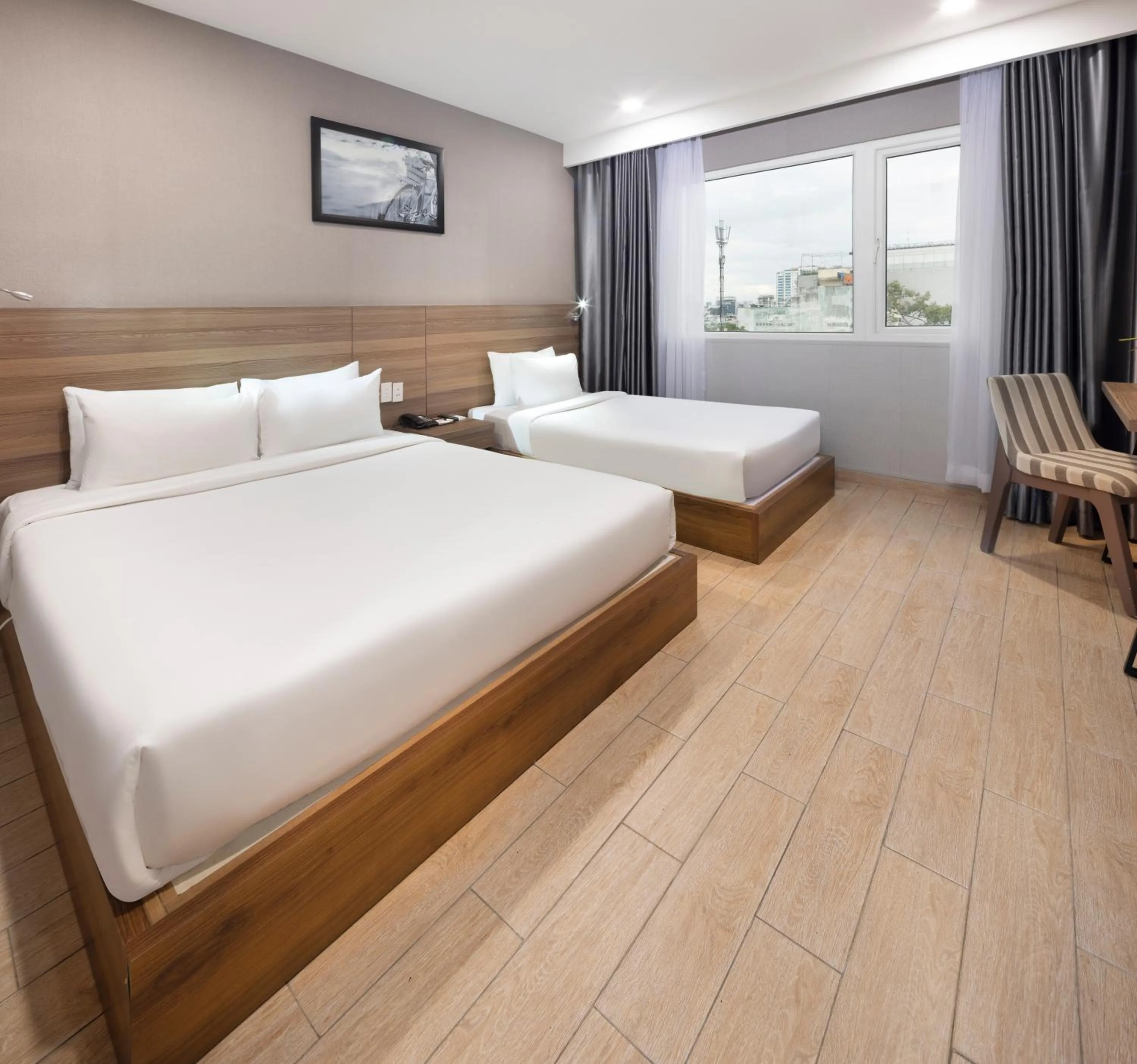 Photo of the whole room, Bed in Sen Viet Hotel