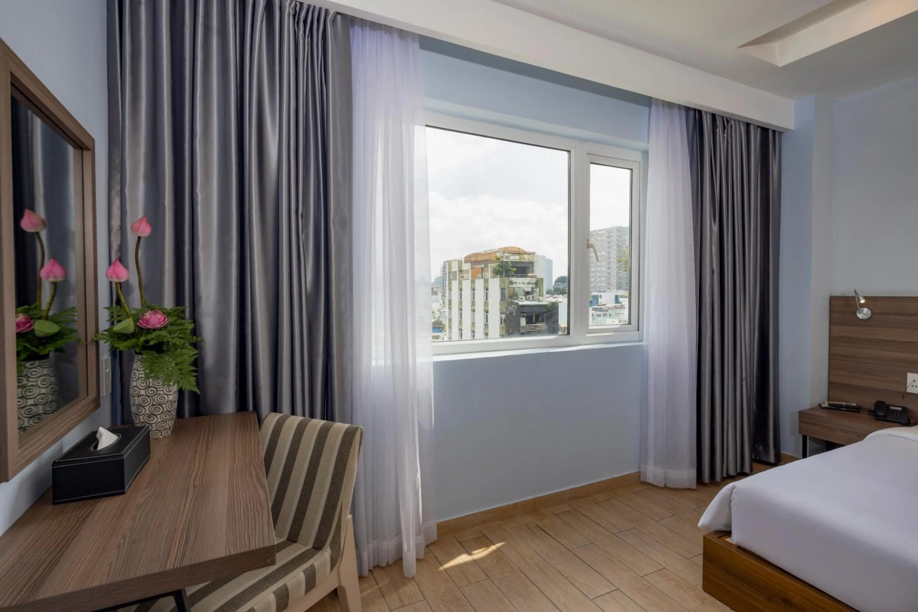 Bedroom, Bed in Sen Viet Hotel