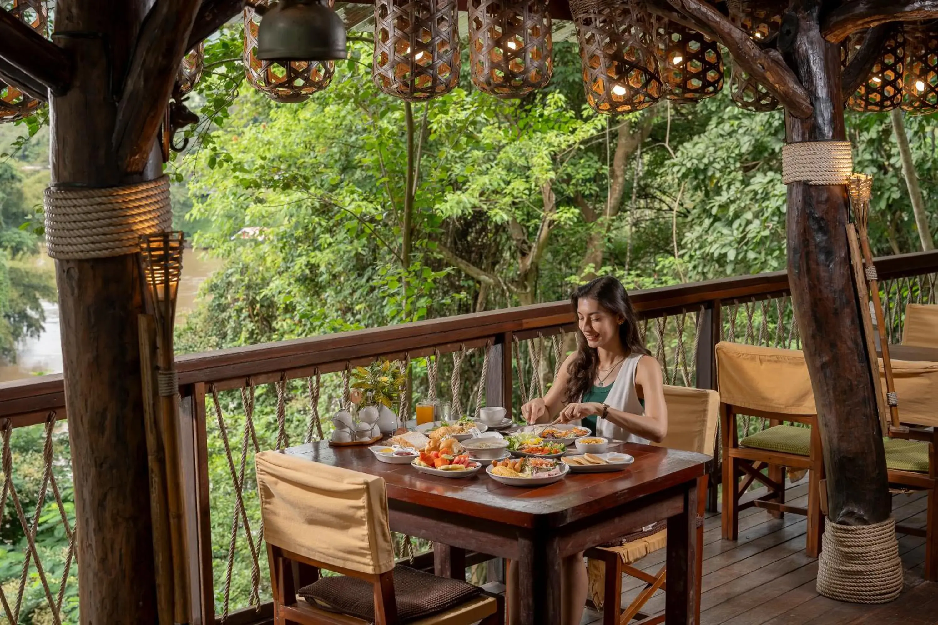 Restaurant/places to eat in Hintok River Camp Restaurant/places to eat in Hintok River Camp