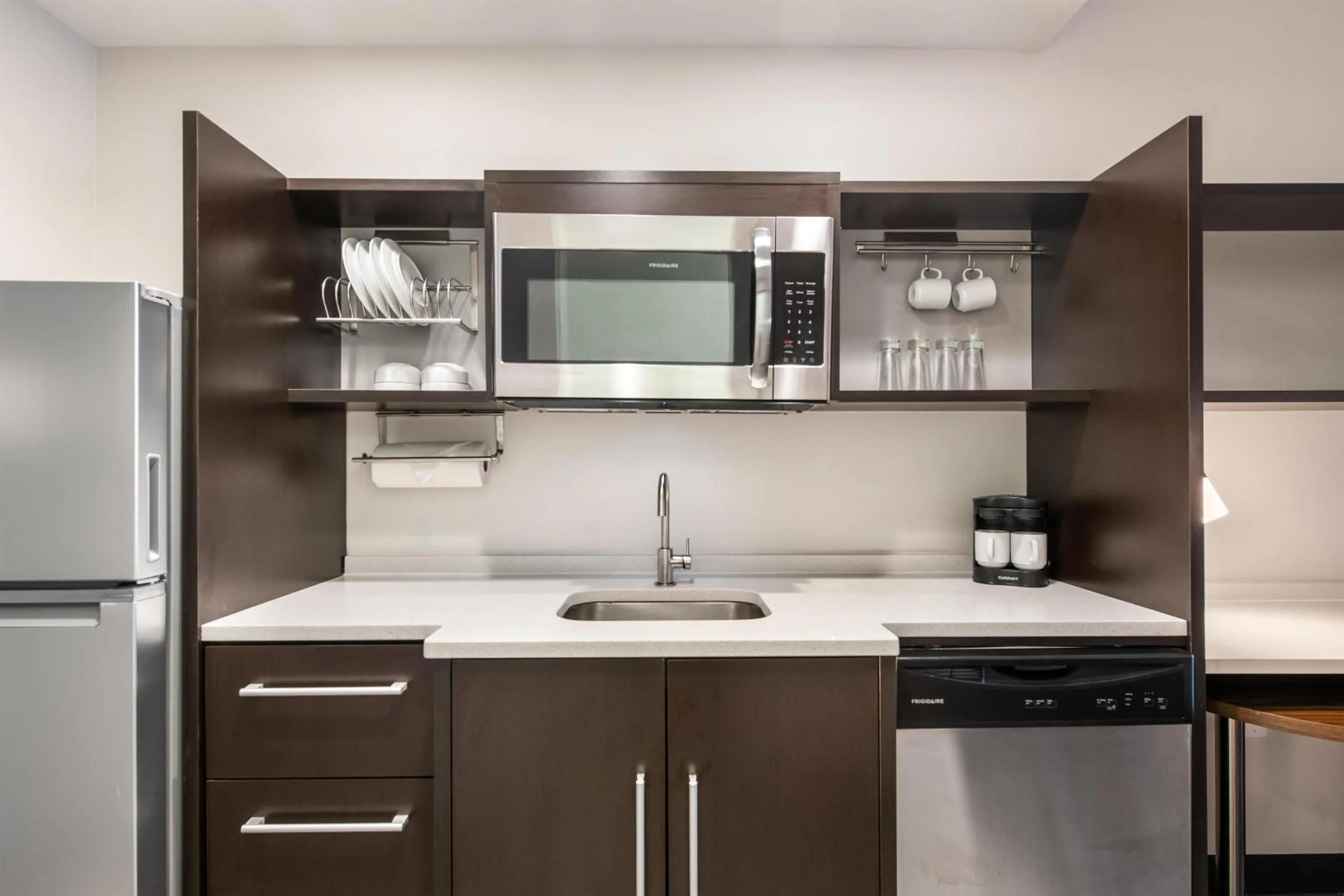 Kitchen or kitchenette in Home2 Suites Pensacola I-10 At North Davis Hwy