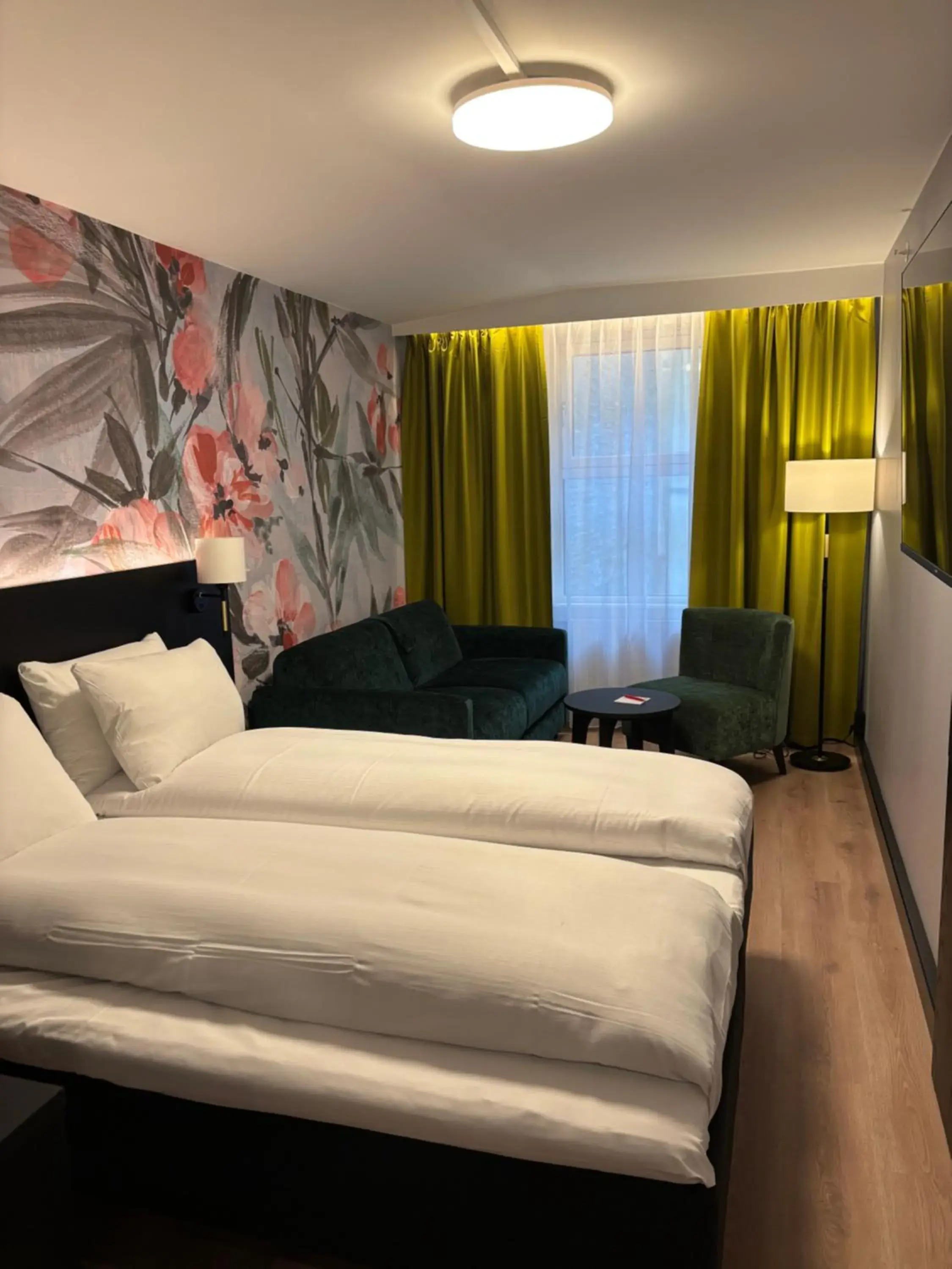 Bedroom, Bed in Thon Hotel Panorama Bedroom, Bed in Thon Hotel Panorama