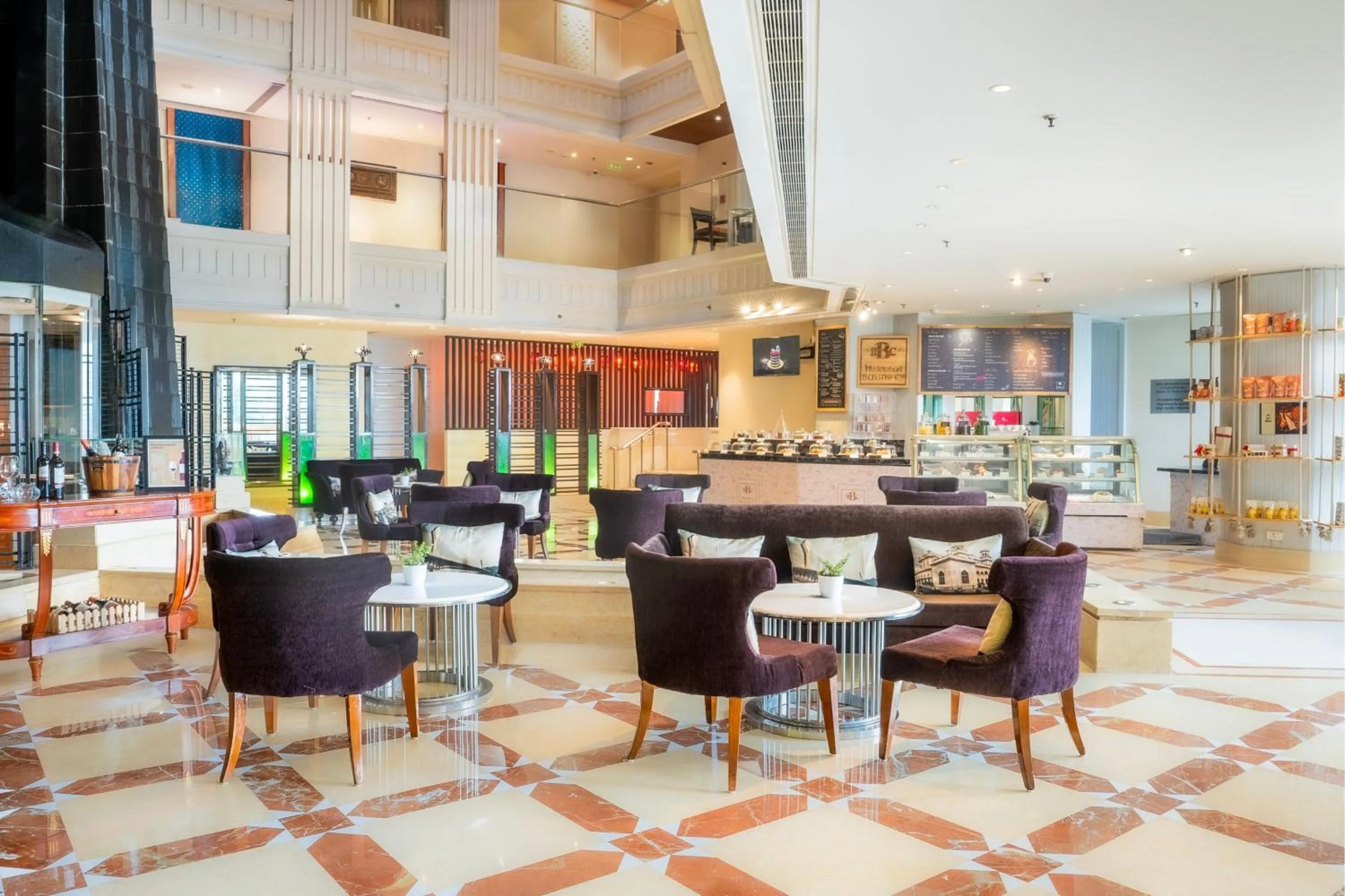 Restaurant/places to eat in Hyderabad Marriott Hotel & Convention Centre