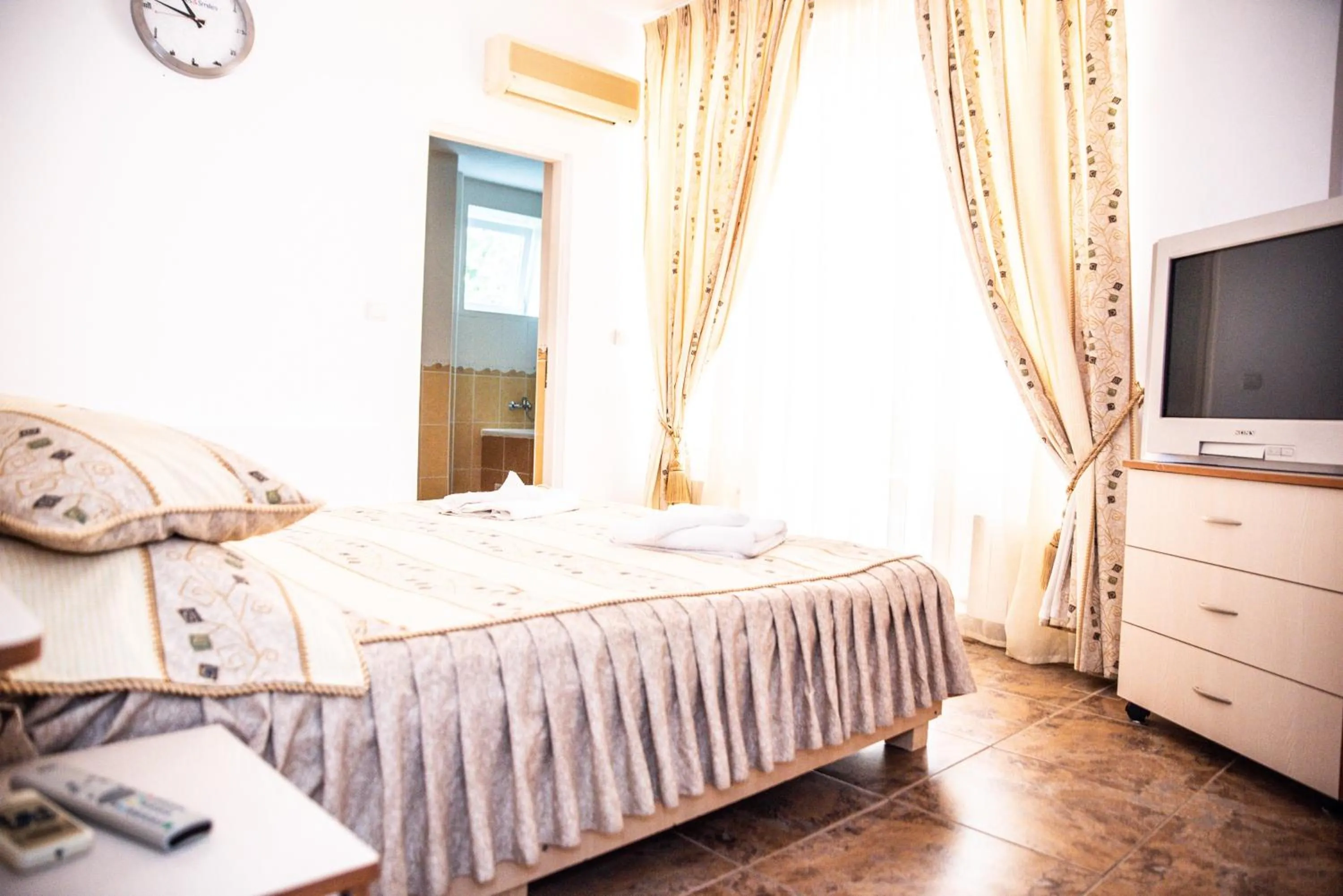Bed in Vila Smarald Apartments