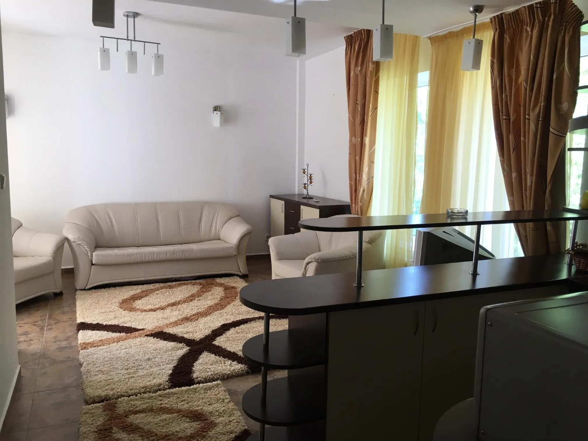 Kitchen or kitchenette in Vila Smarald Apartments