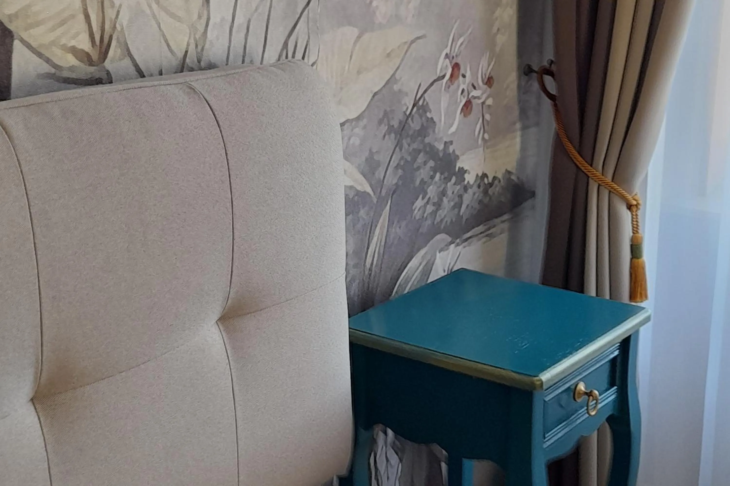 Bed in B&B Manoir de la Fabrègues