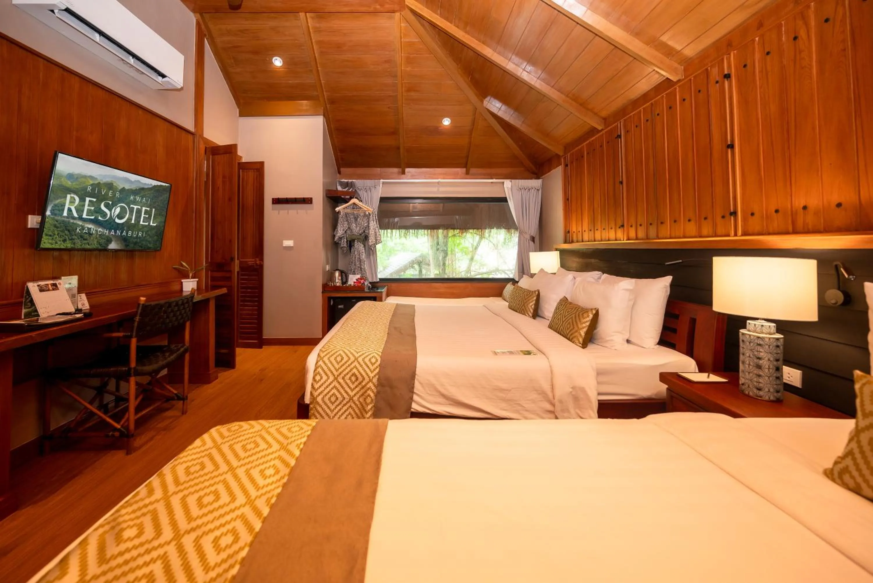 Bedroom, Bed in River Kwai Resotel