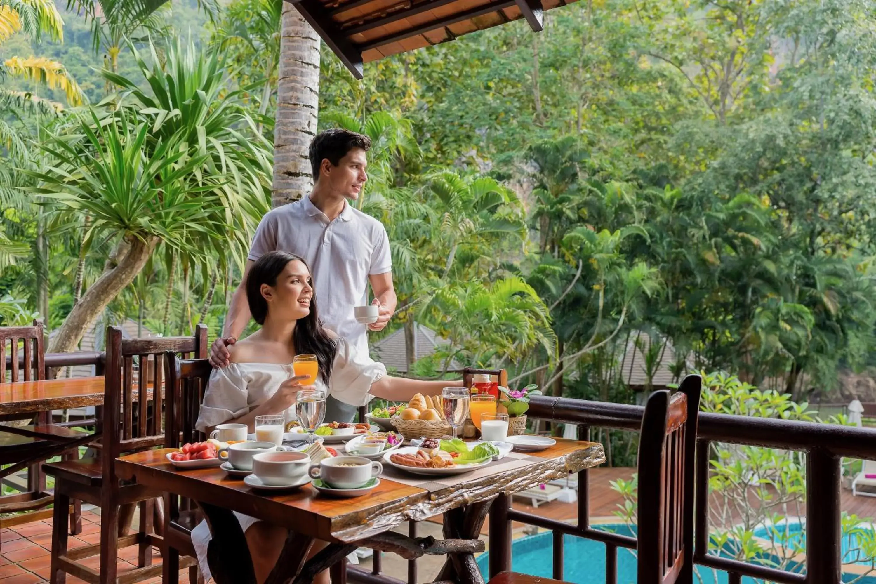 Restaurant/places to eat in River Kwai Resotel Restaurant/places to eat in River Kwai Resotel