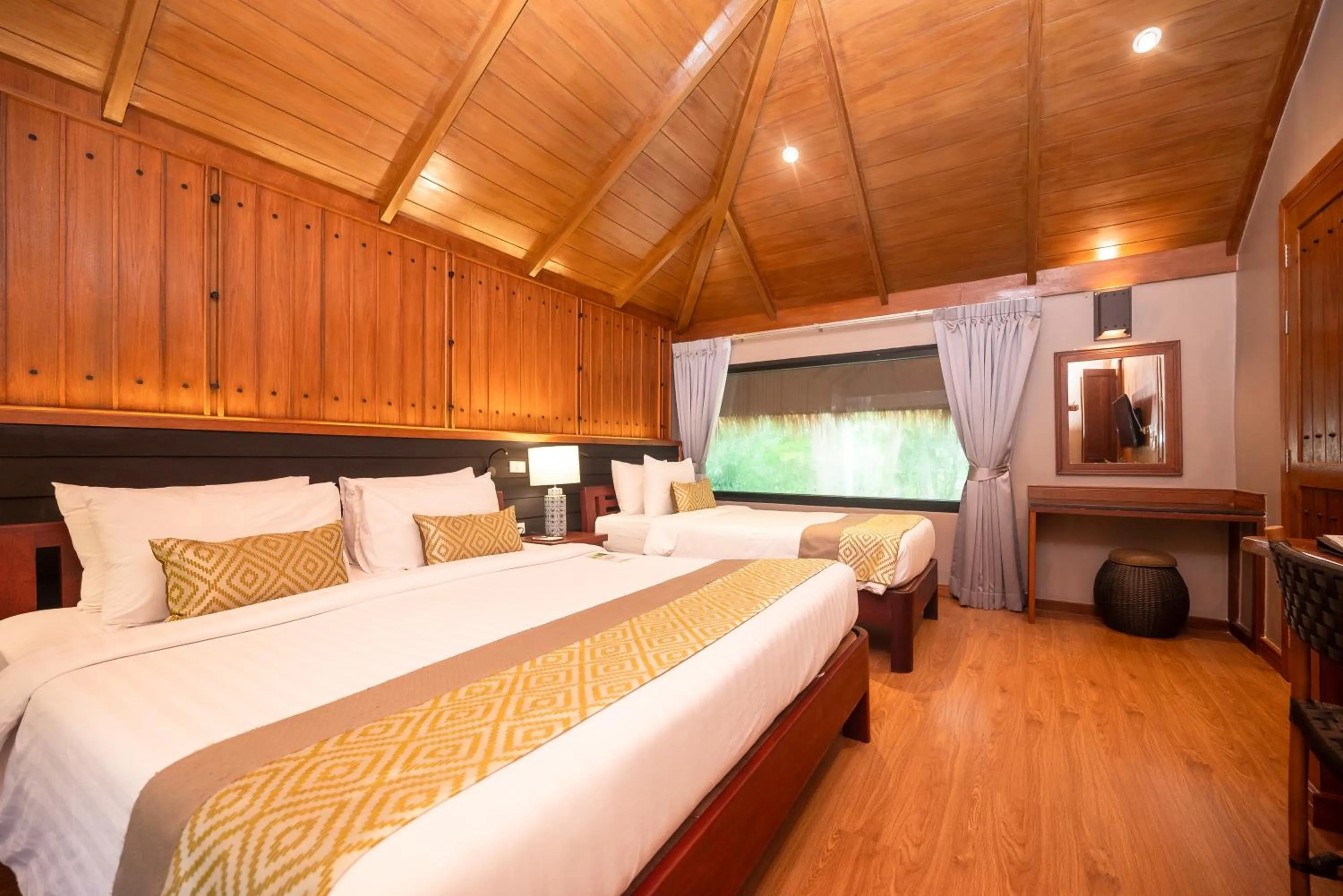 Bedroom, Bed in River Kwai Resotel