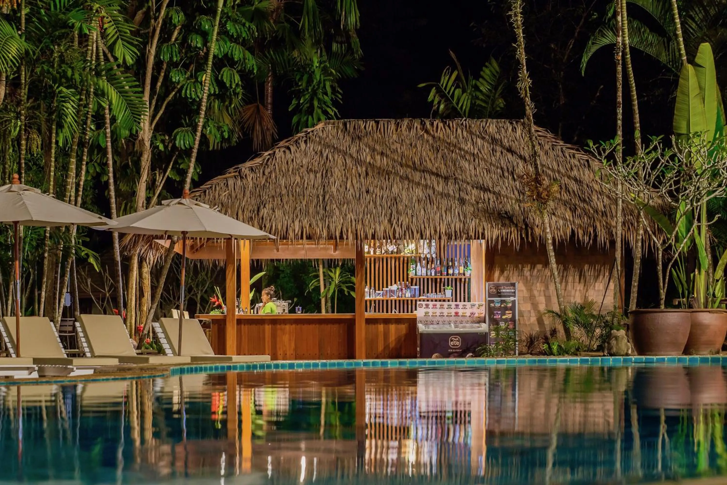 Lounge or bar in River Kwai Resotel