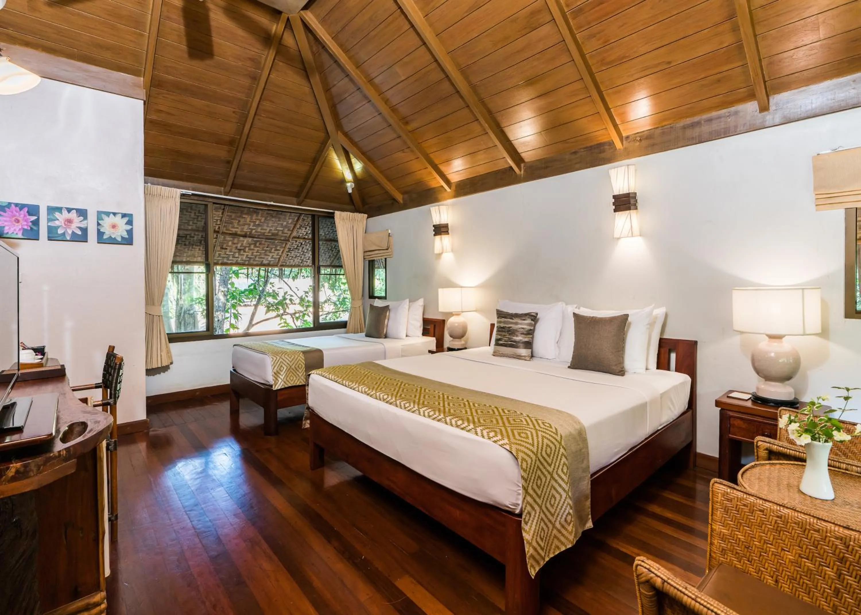 Bedroom, Bed in River Kwai Resotel