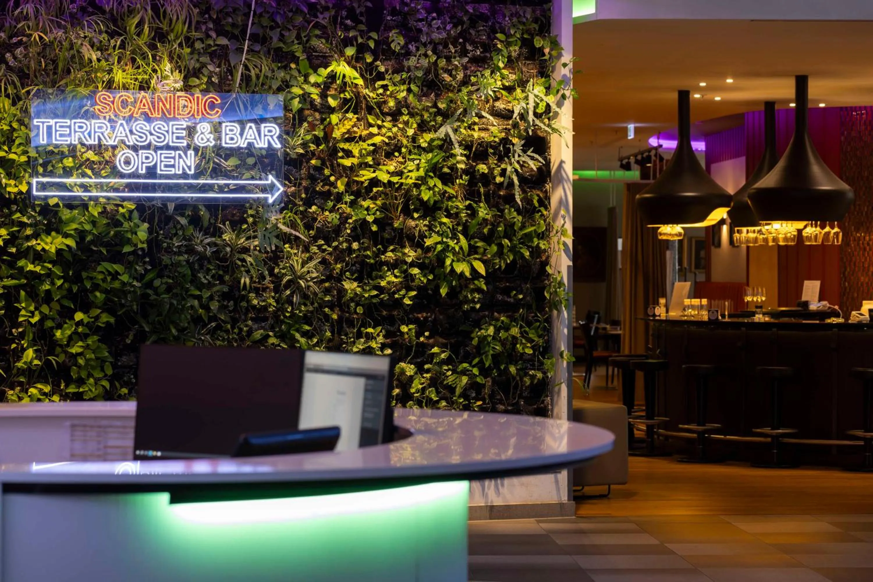 Lounge or bar in Scandic Berlin Potsdamer Platz