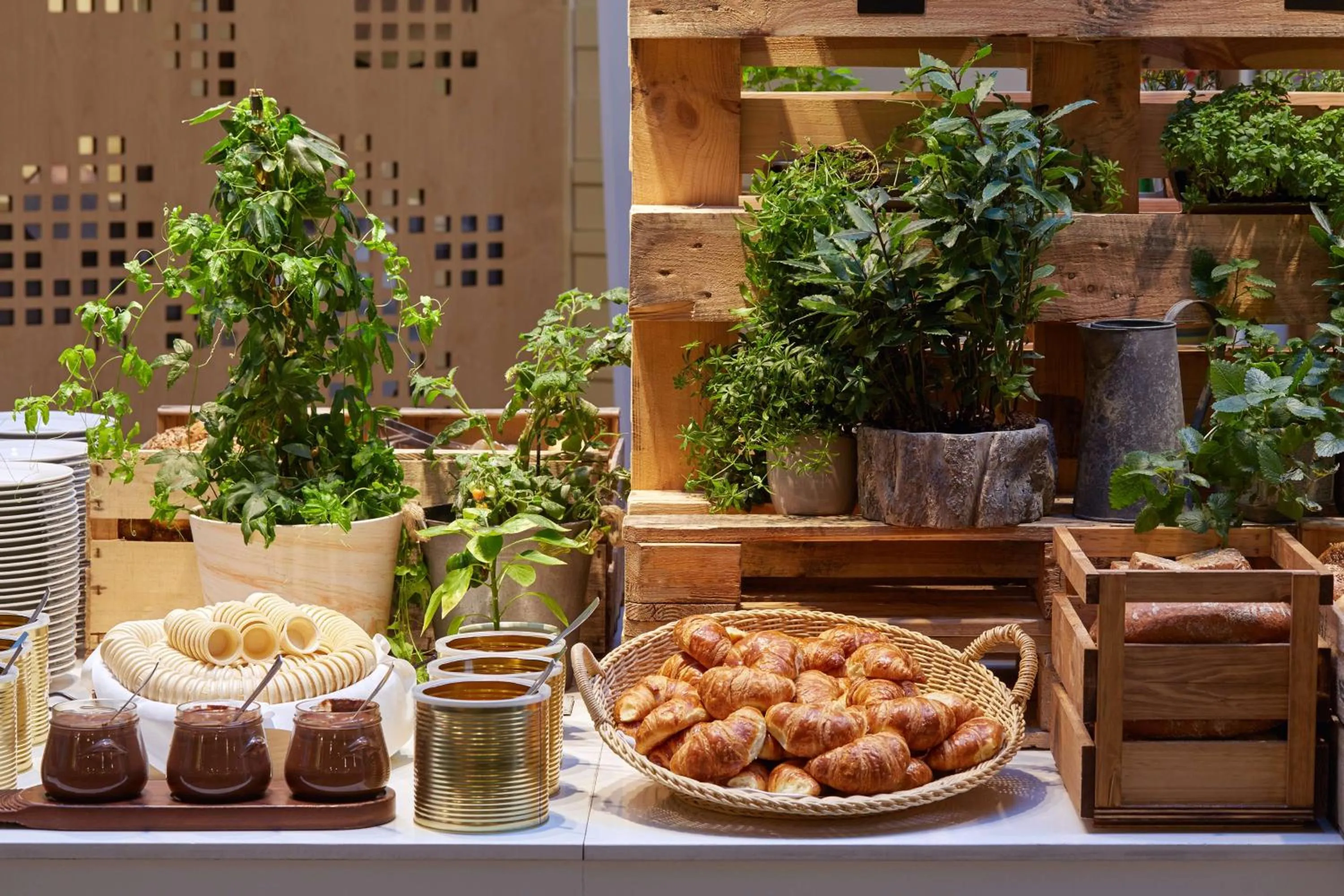 Breakfast in Scandic Berlin Potsdamer Platz