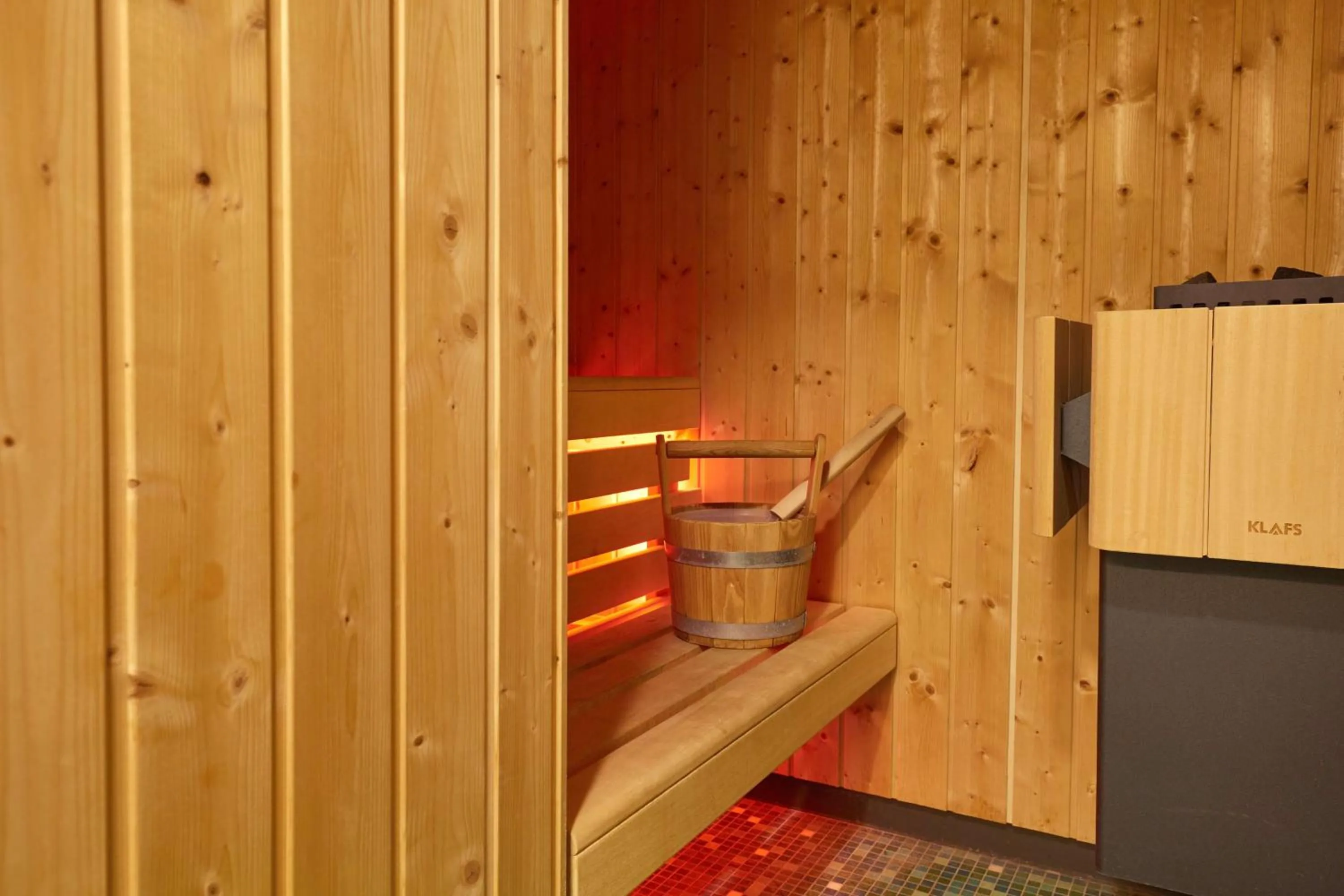 Bathroom in Scandic Berlin Potsdamer Platz