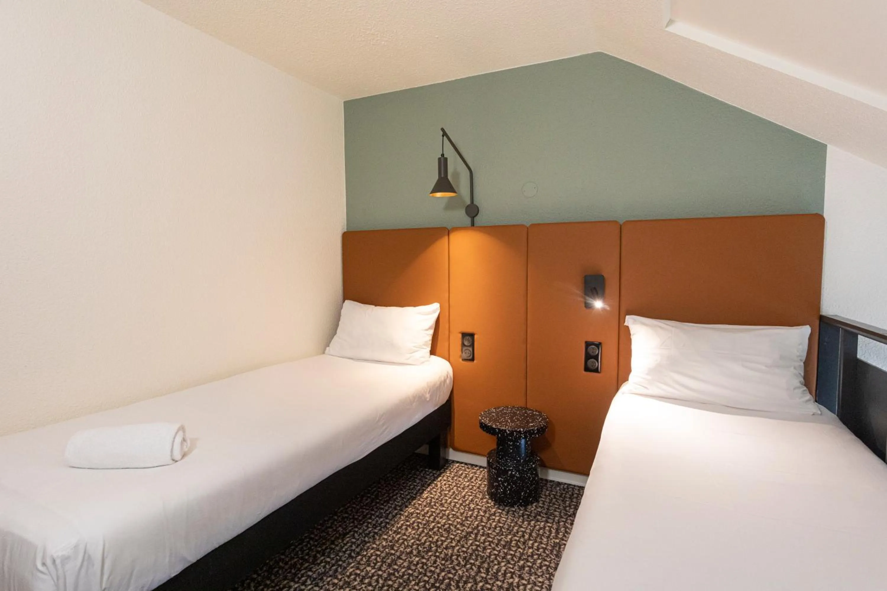 Bed in ibis Granville Port De Plaisance