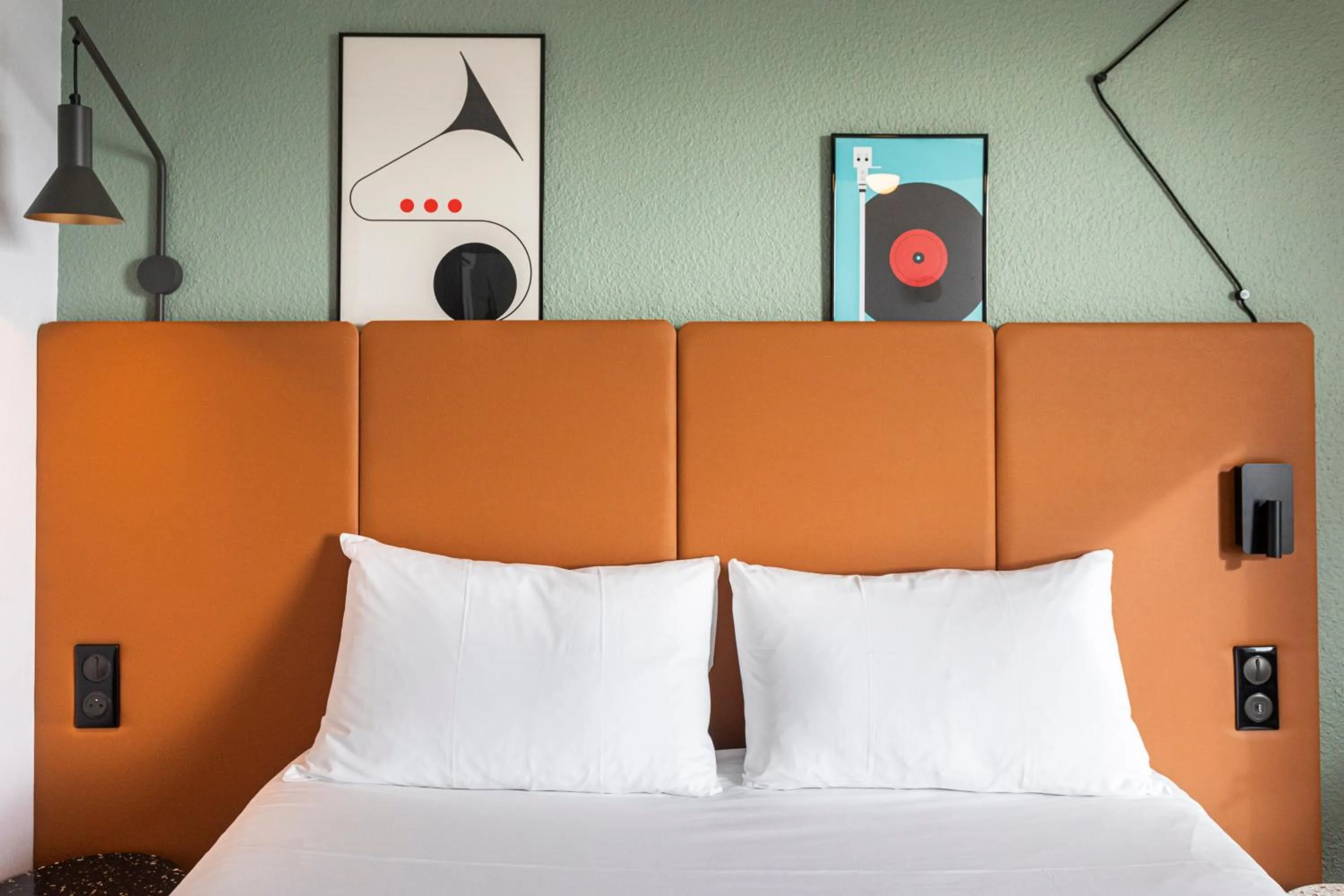 Bed in ibis Granville Port De Plaisance