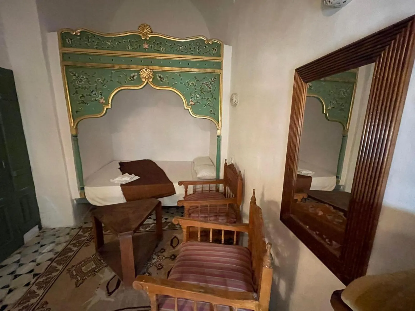 Bed in Dar Hayder-la Medina