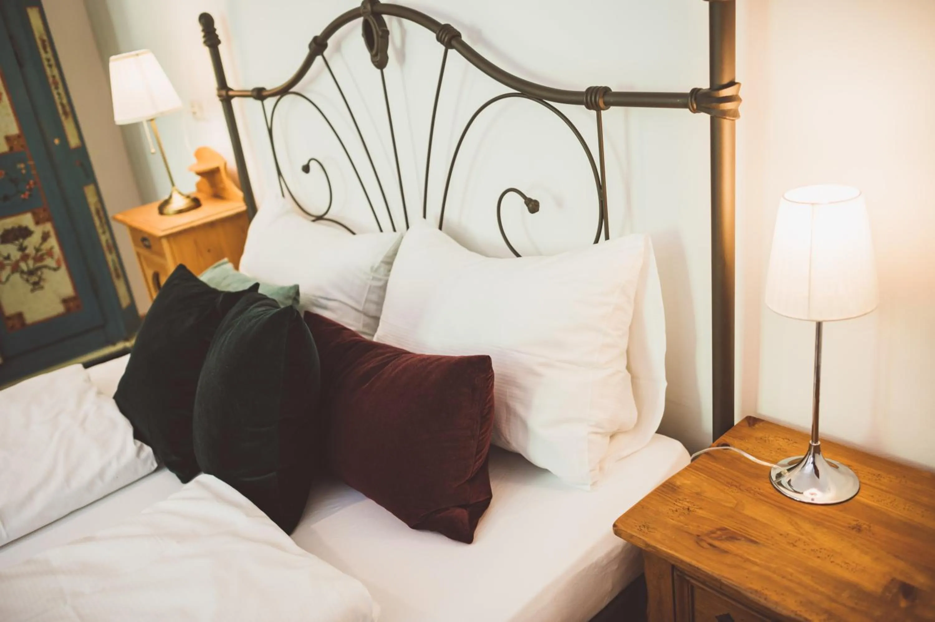 Decorative detail, Bed in Chalet am Sonnenhang