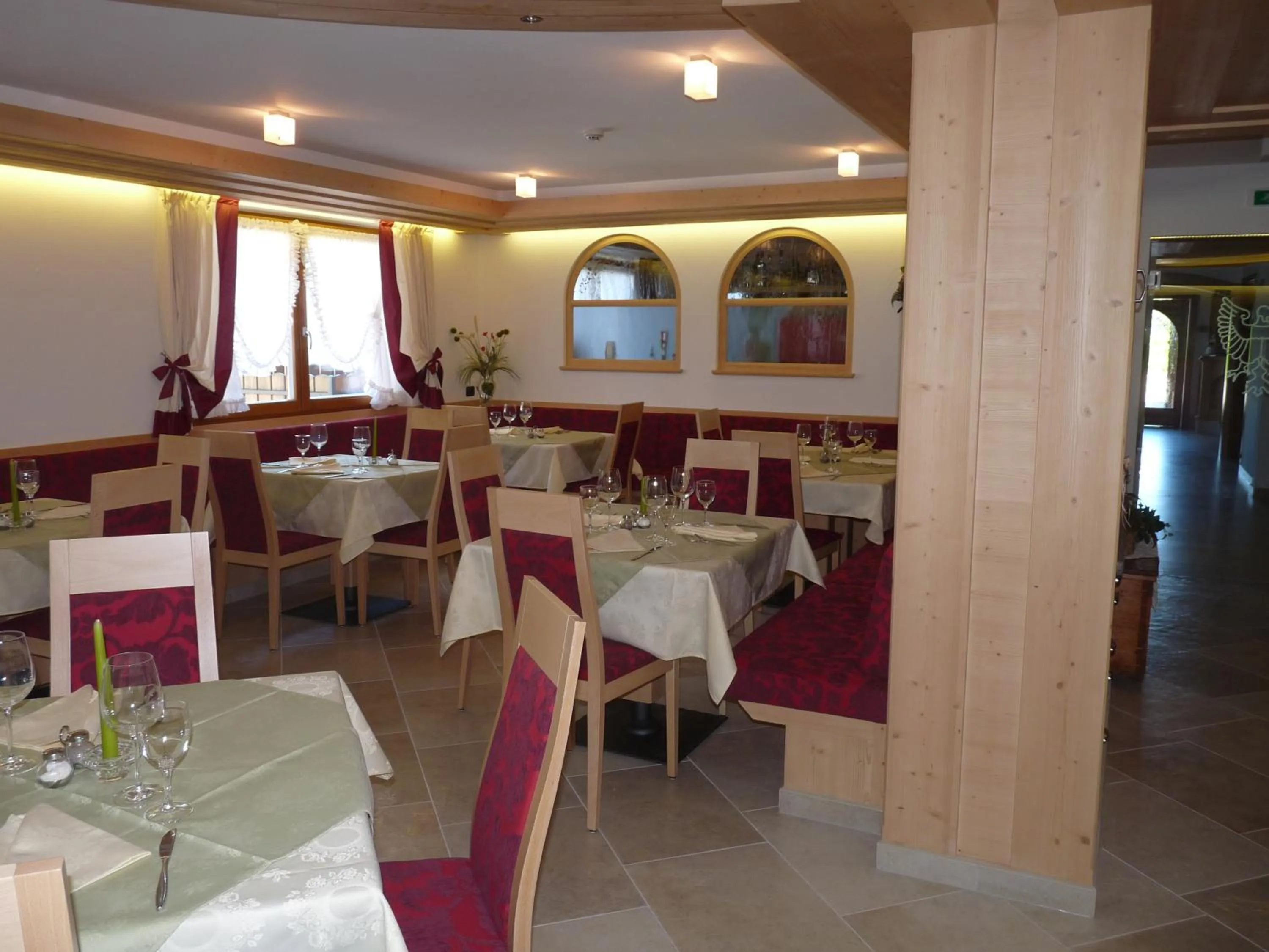 Restaurant/places to eat in Hotel Tirol- Natural Idyll