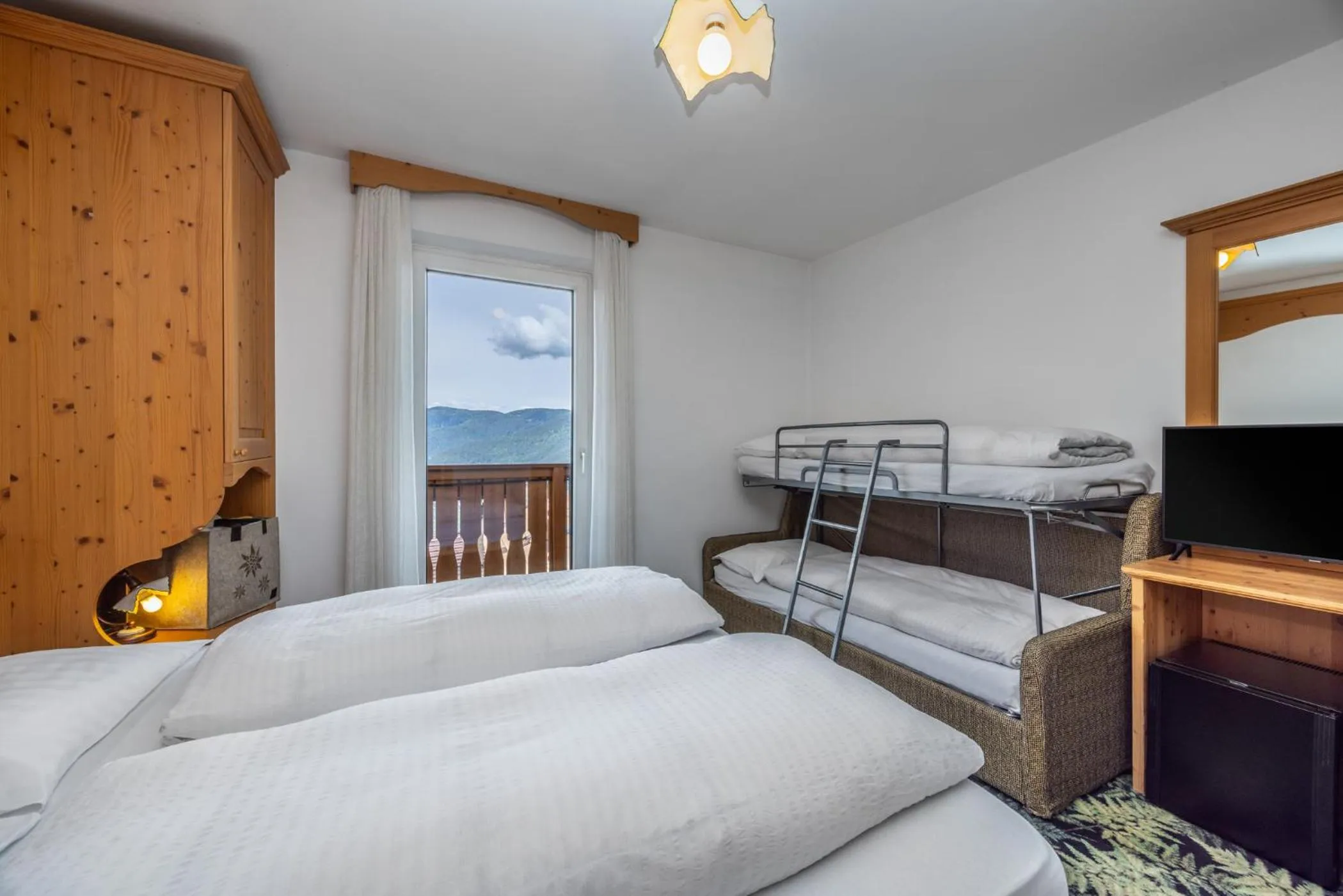 Bedroom, Bed in Hotel Tirol- Natural Idyll