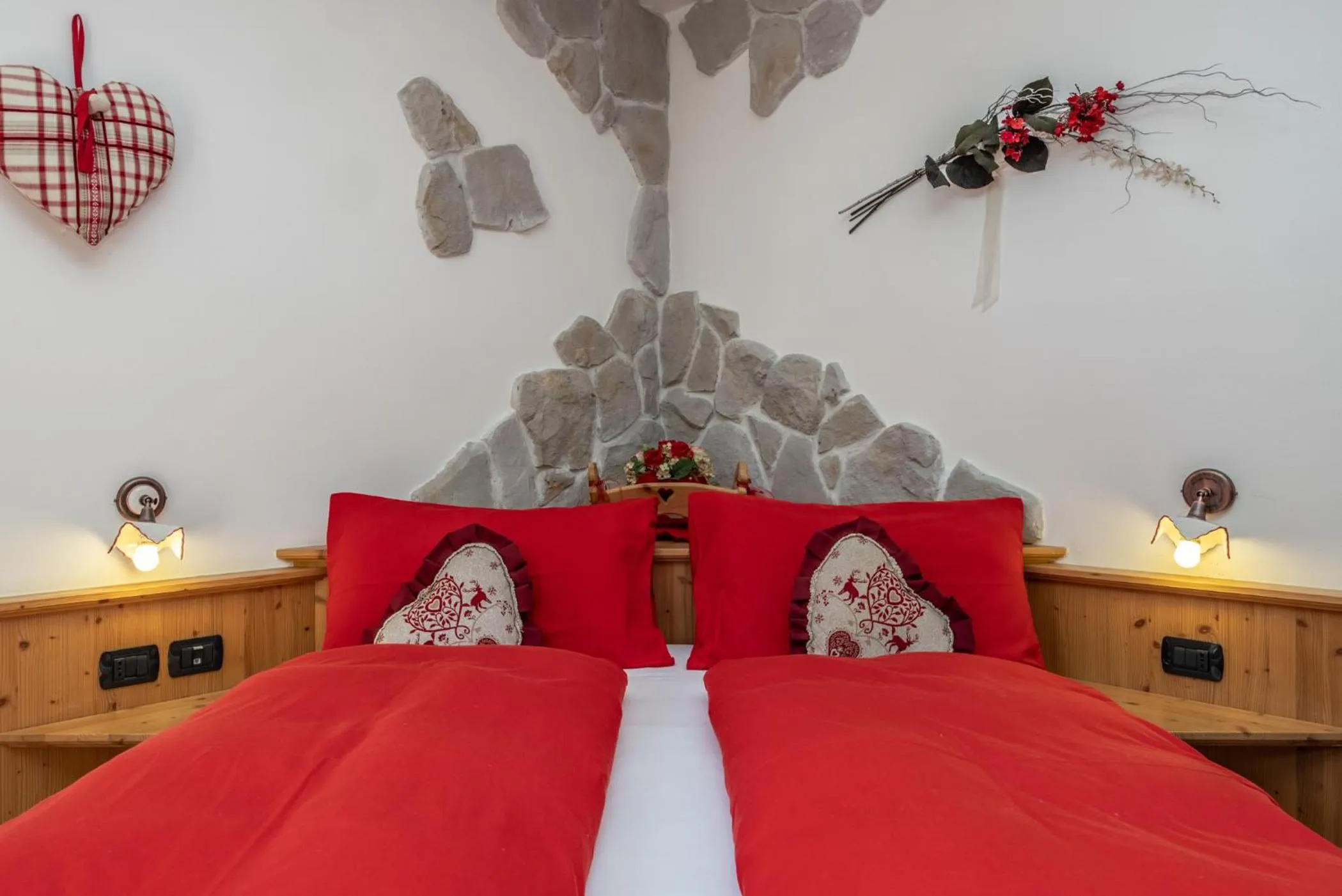 Bedroom, Bed in Hotel Tirol- Natural Idyll